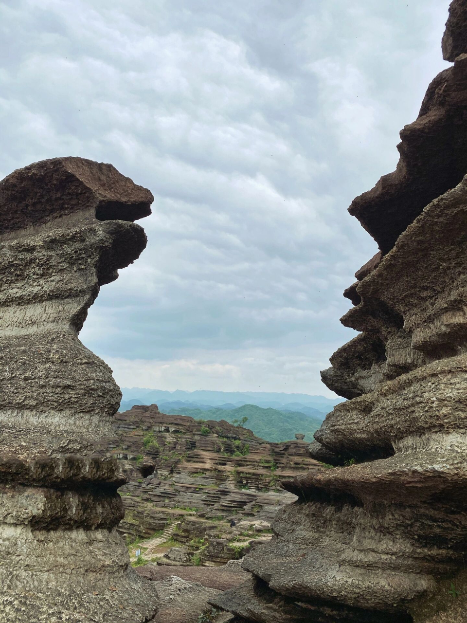 松桃腊尔山红石林|贵州深藏的小众景点 腊尔山红石林,当地人称为贵州