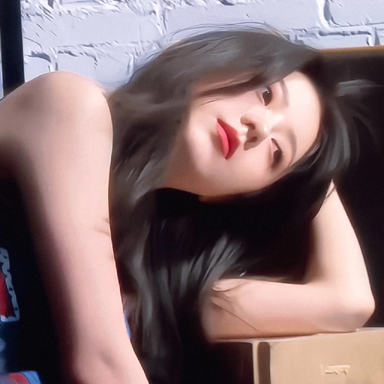 赵今麦氛围感头像