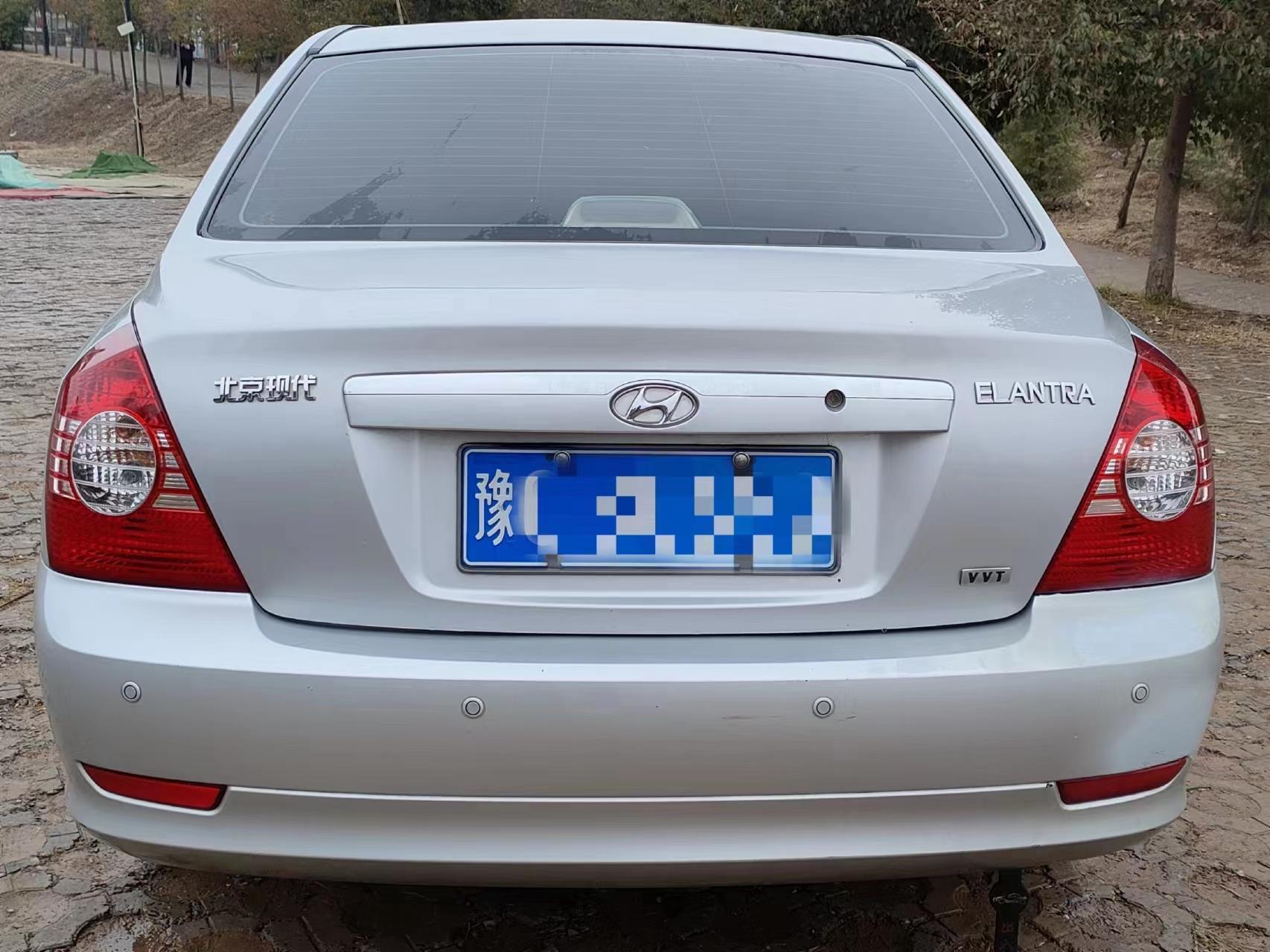 2010年的现代伊兰特手动挡16800