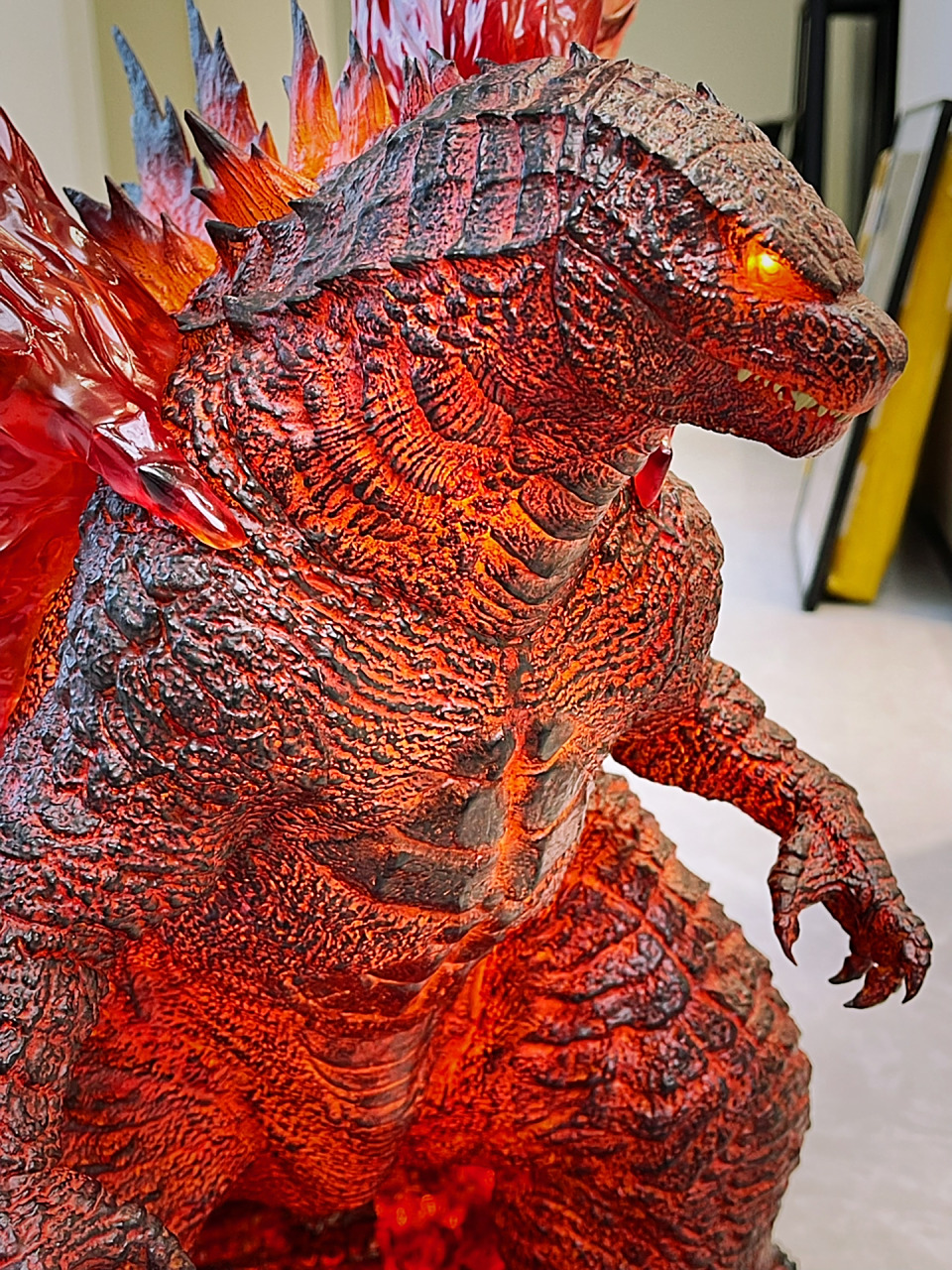 spiral studio 红莲哥斯拉 并不满意的一只 涂装不开灯就是一坨 还有