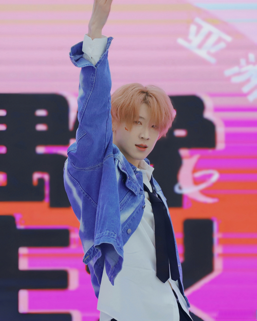 迟到的"帅照"[流泪]#曹宇雪