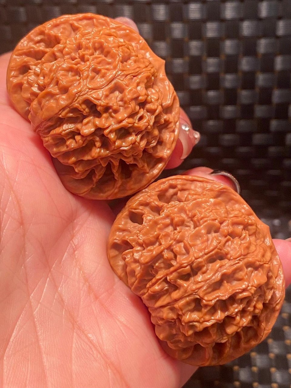 蟠龙纹狮子头 精美老款蟠龙纹狮子头核桃.