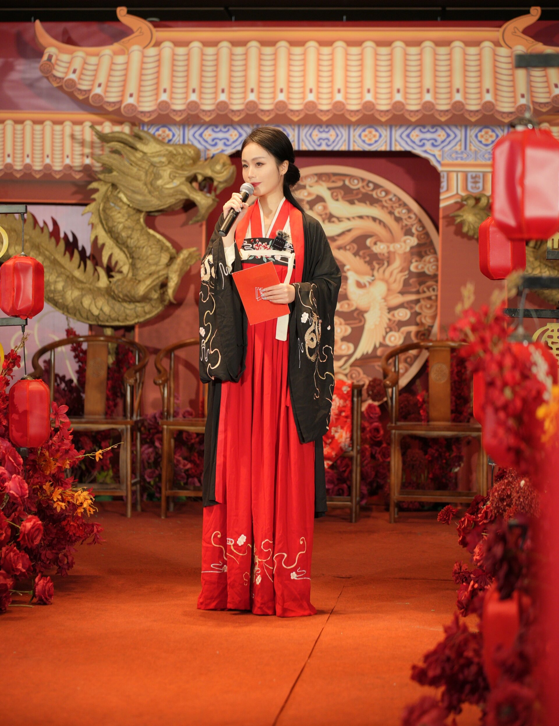 中式女司仪来啦