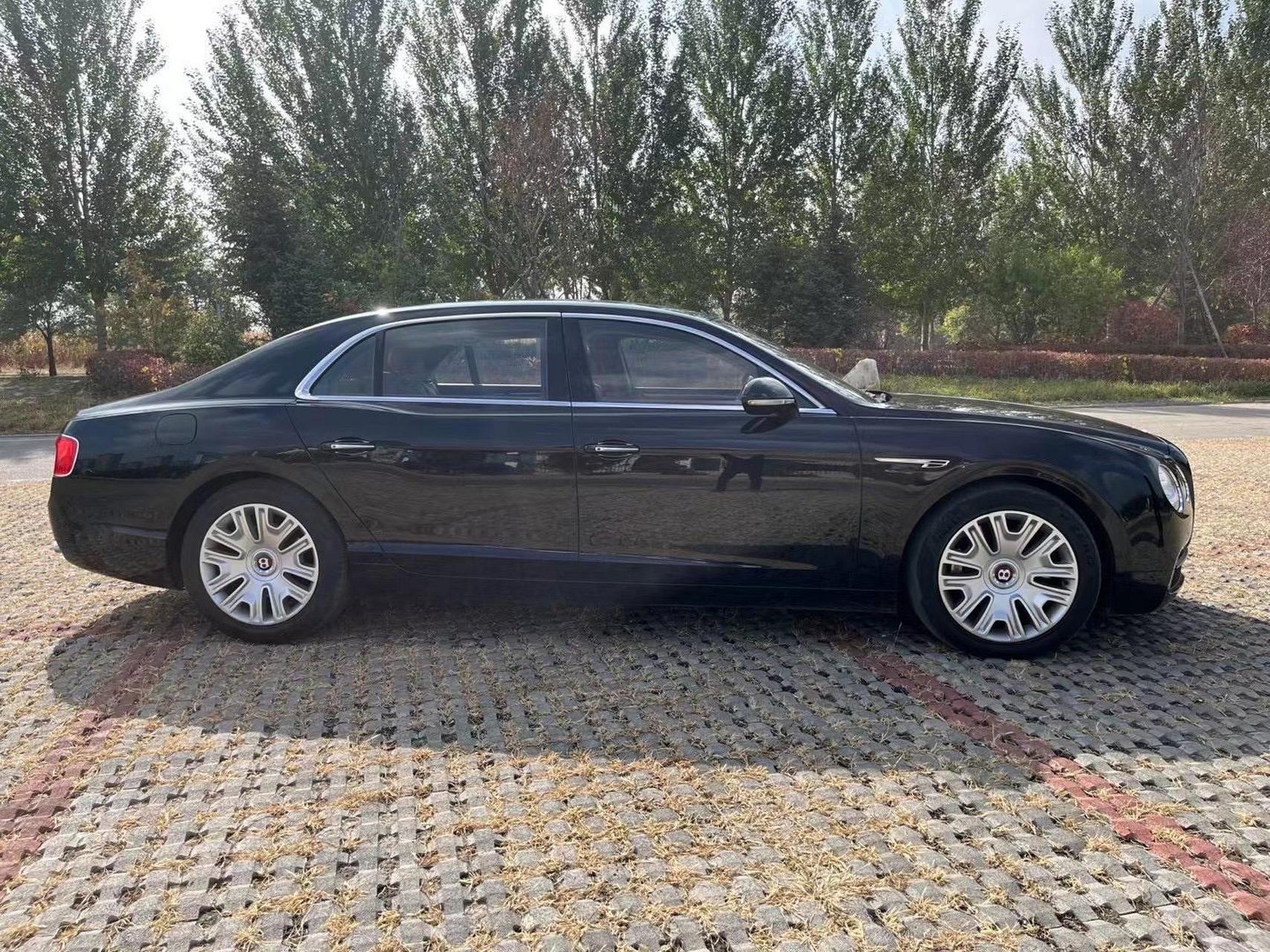 全网最低,福利17年17款宾利飞驰   4.