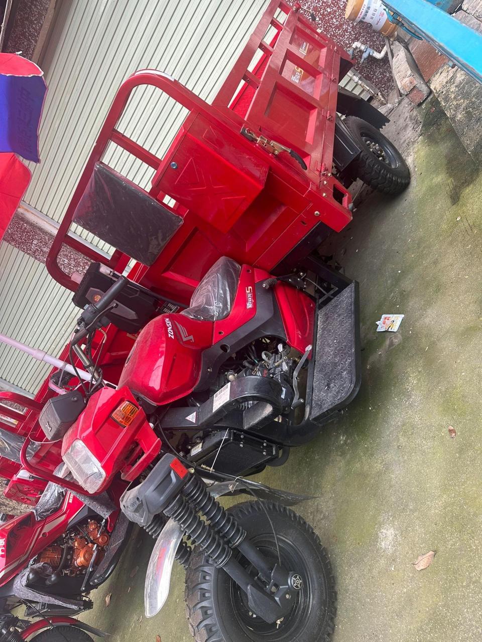 万虎三轮摩托车1米8至2 米6.