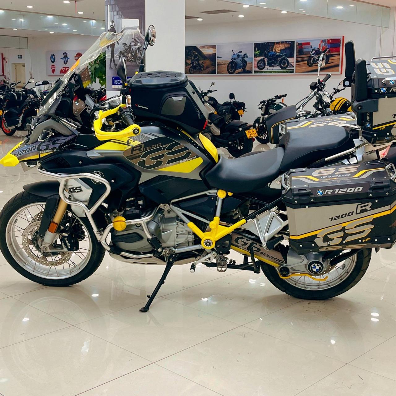 价格 11580090(可谈) 宝马水鸟1200gs车主买的4s公户车辆,一直私人