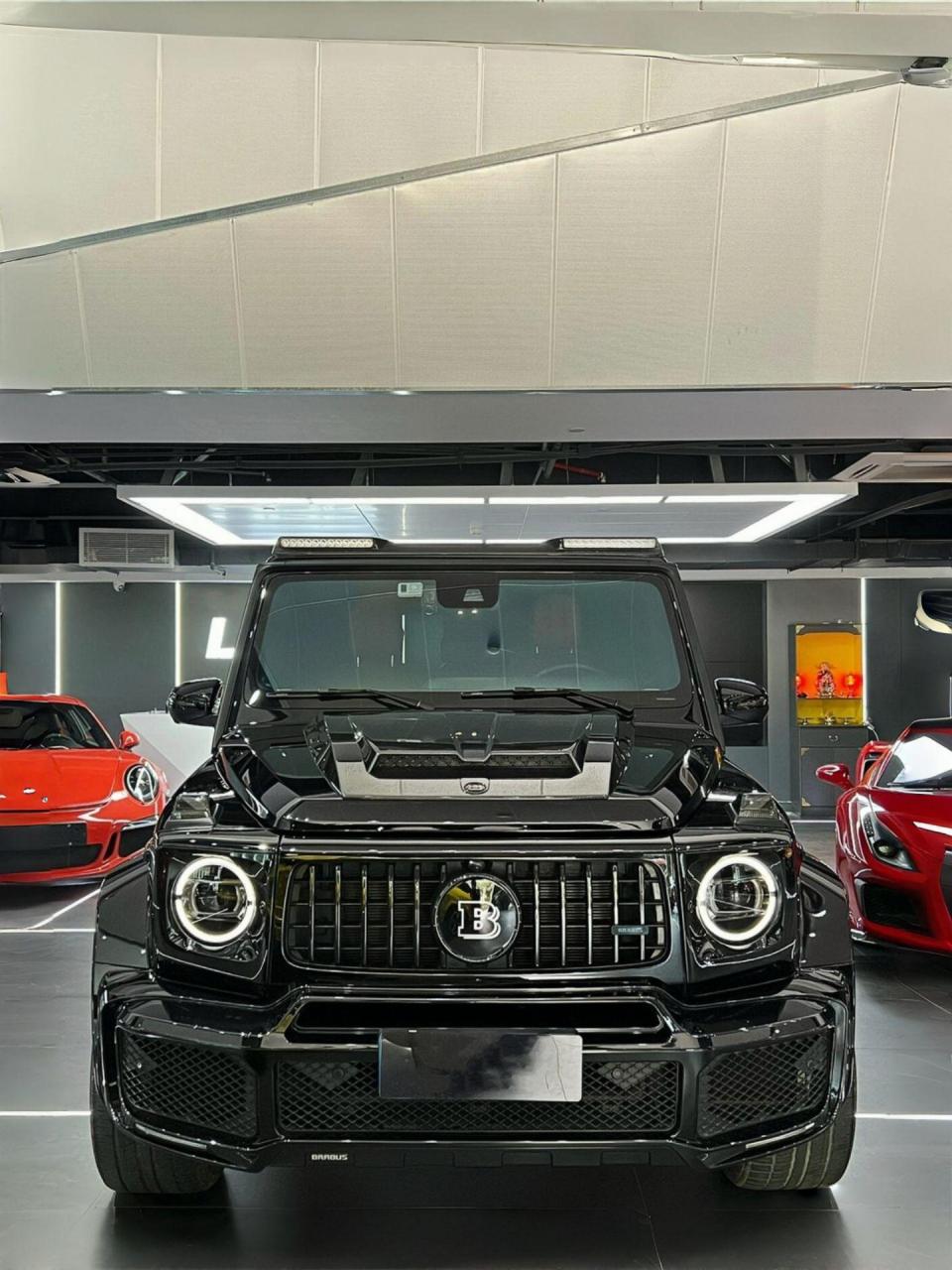 奔驰amg g63,这黑武士你受得了?