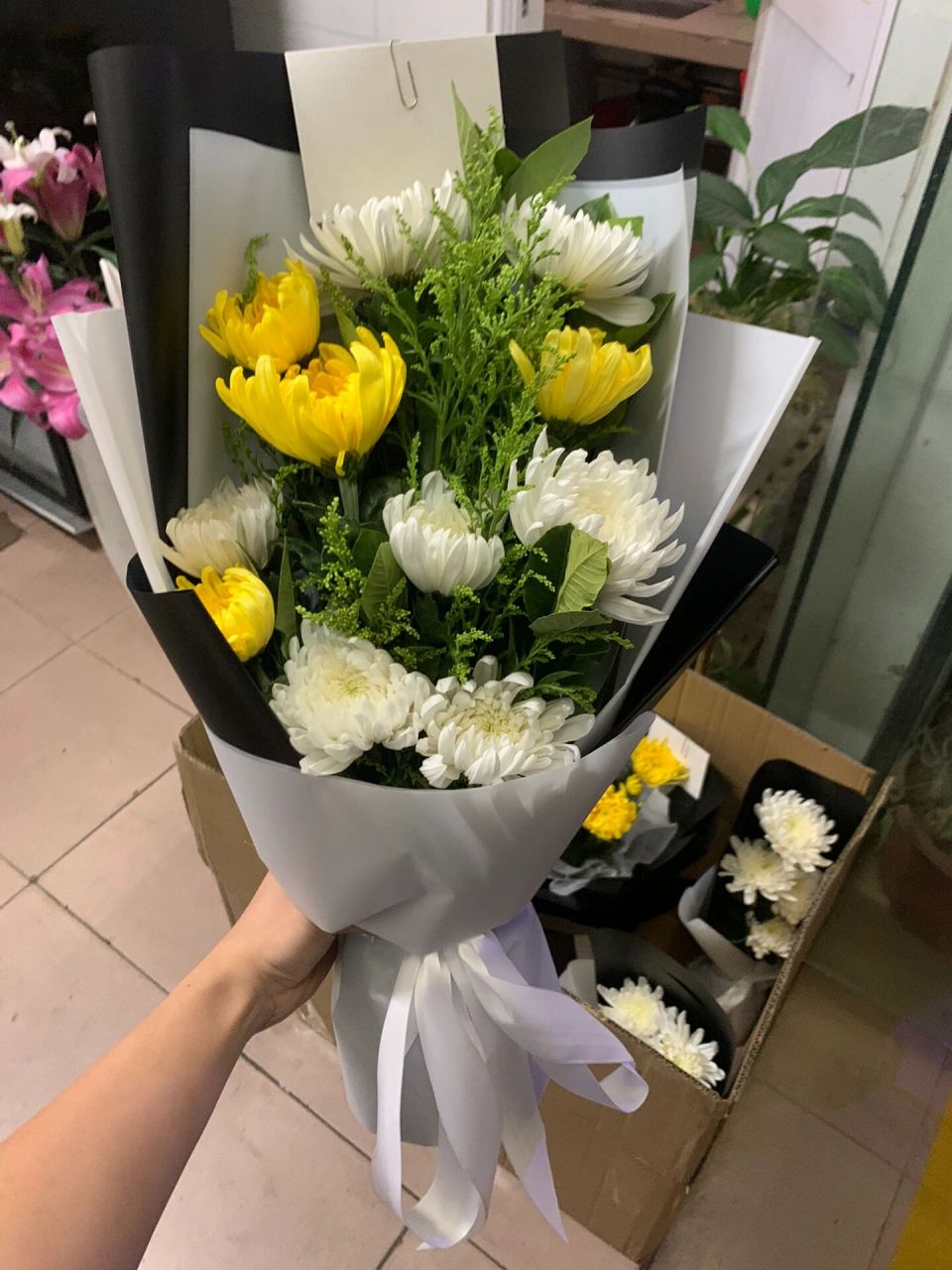 祭祀花圈 致敬革命烈士 菊花花束 追思先烈 致敬英雄05