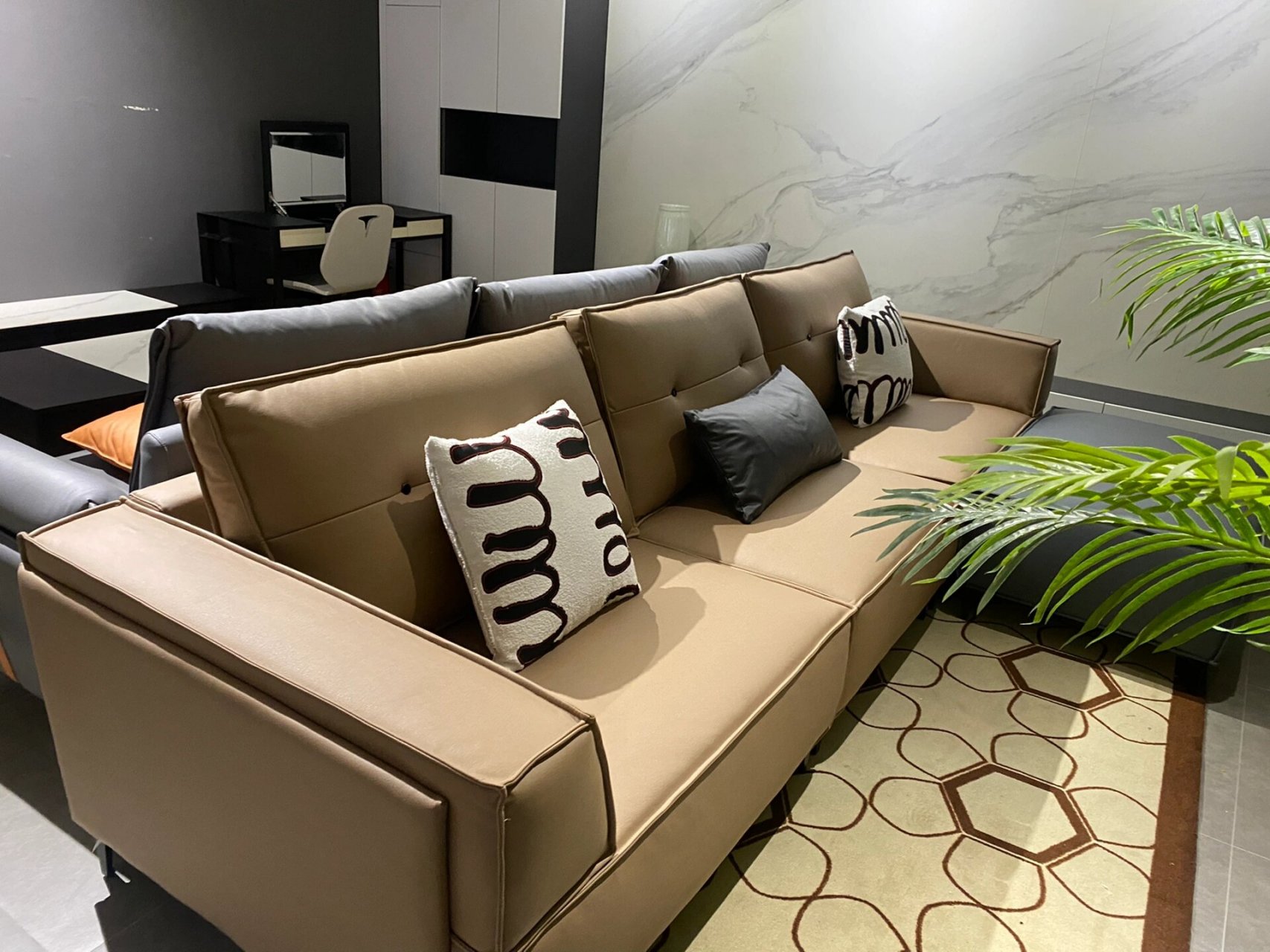 居然之家3.2米沙发只要3750!沈阳包配送安装 捡漏!居然之家3.