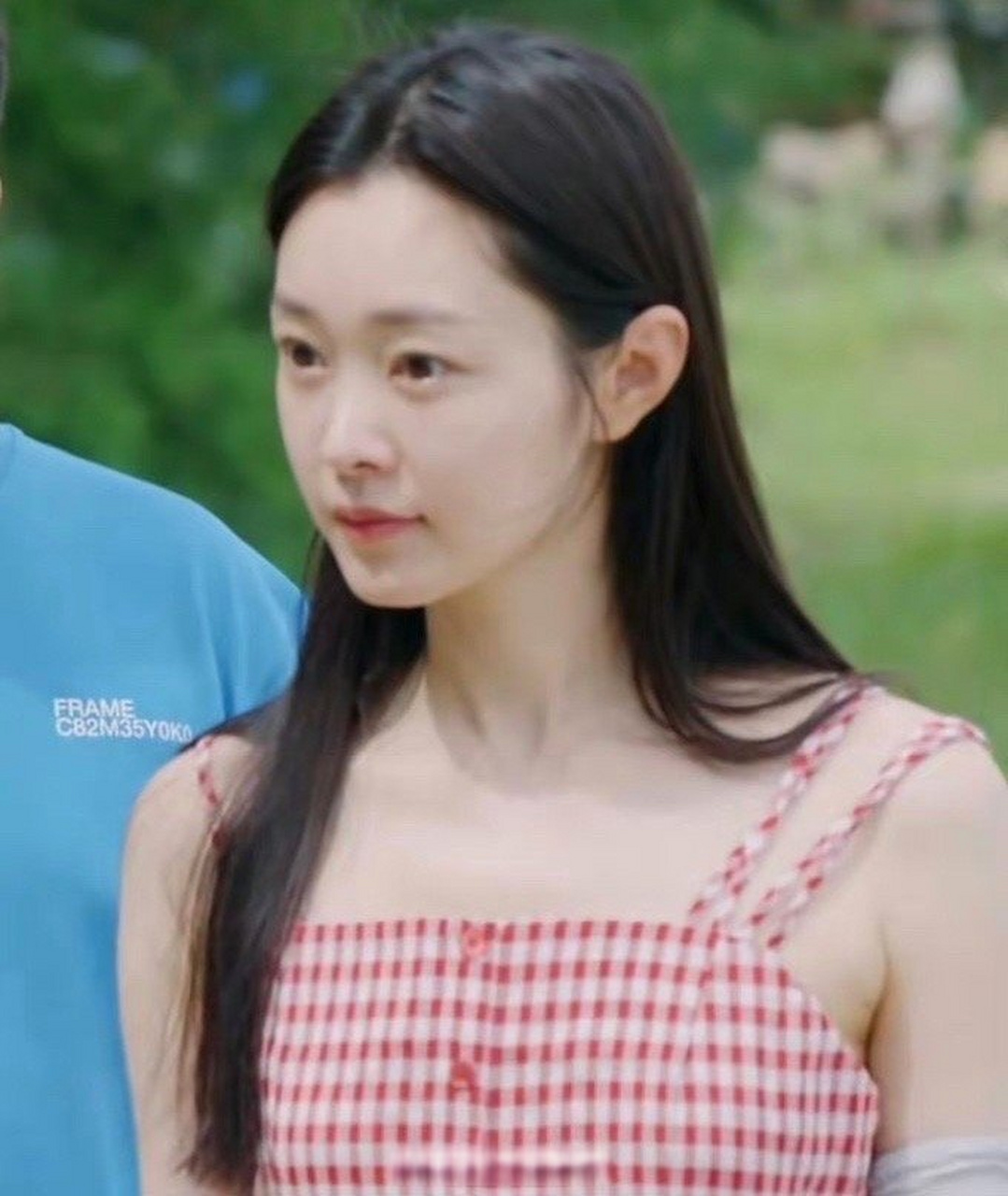 宋轶素颜照#宋轶真的是妆越淡人越美呀,状态真的很好,整个人散发着