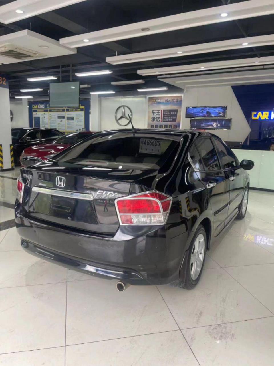 车型:本田-锋范经典 版本:2008款1.