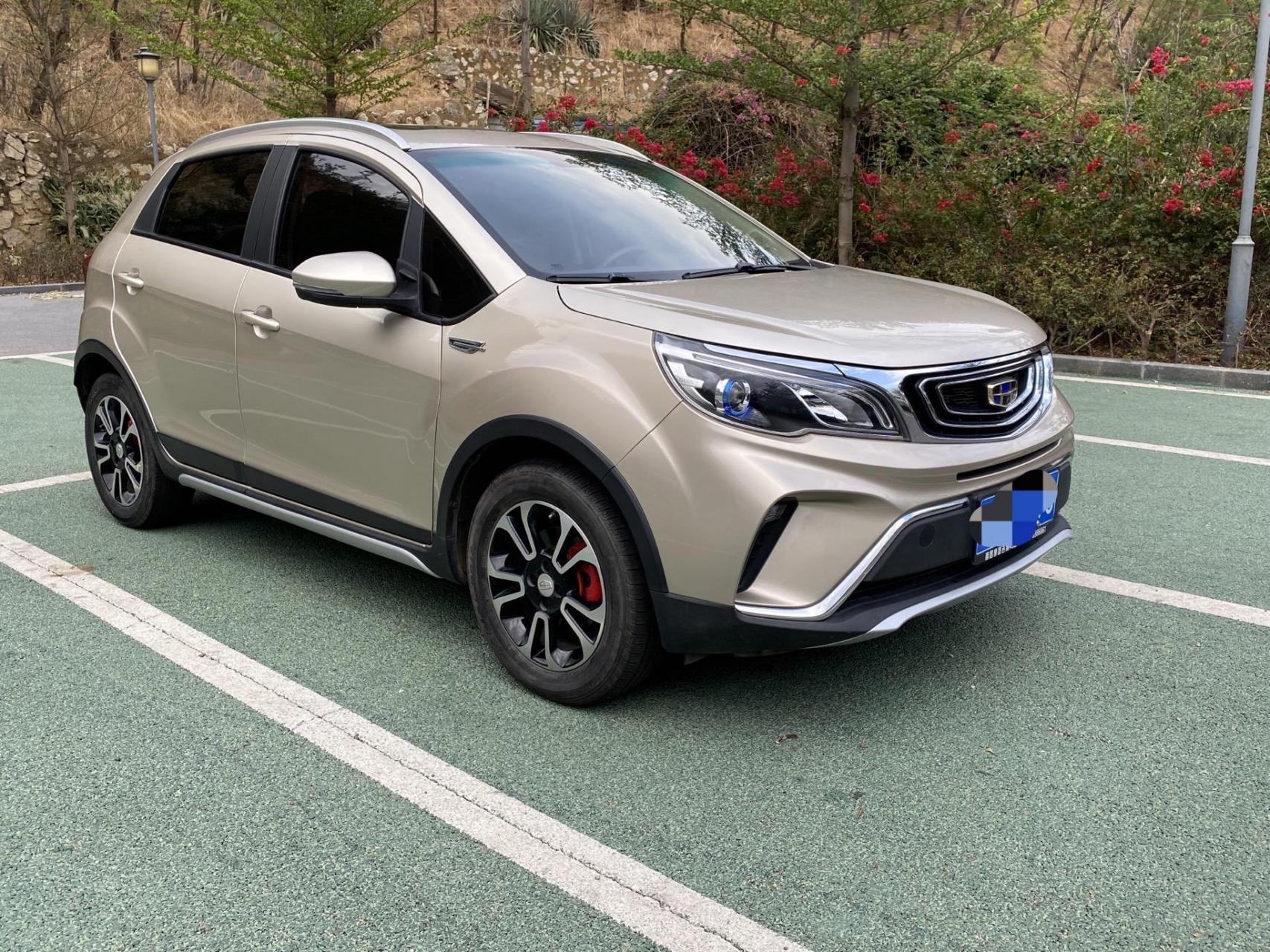 吉利x3小型越野车