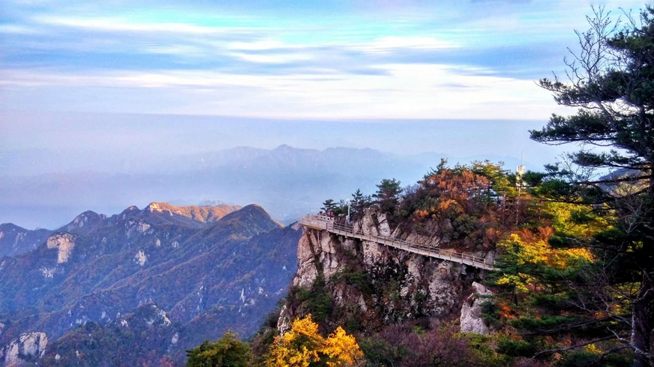 尧山主峰图片