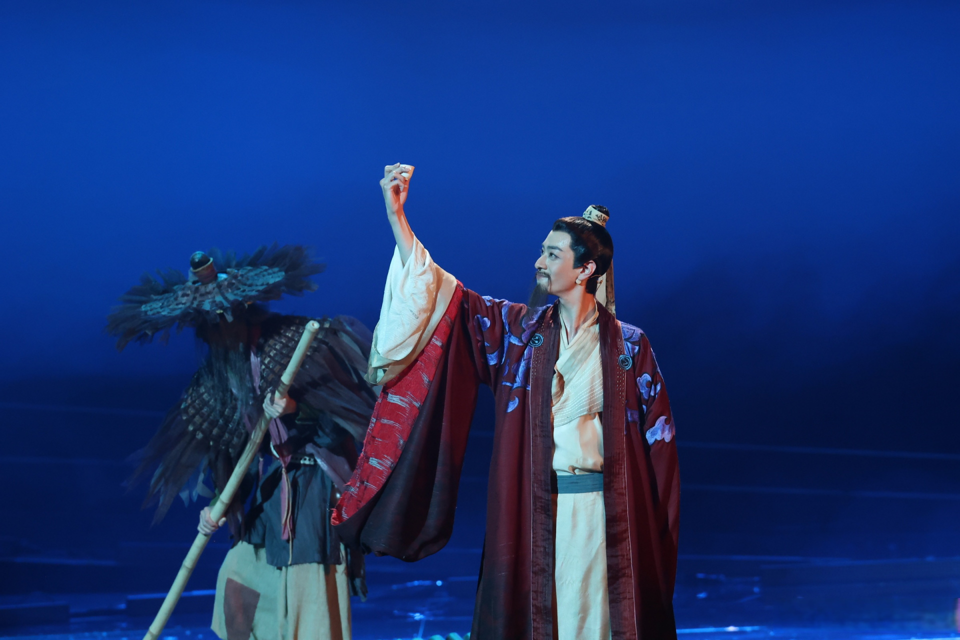 郑云龙超话#2024央视网络春晚开播# 五花马 千金裘 呼儿将出换美酒 与