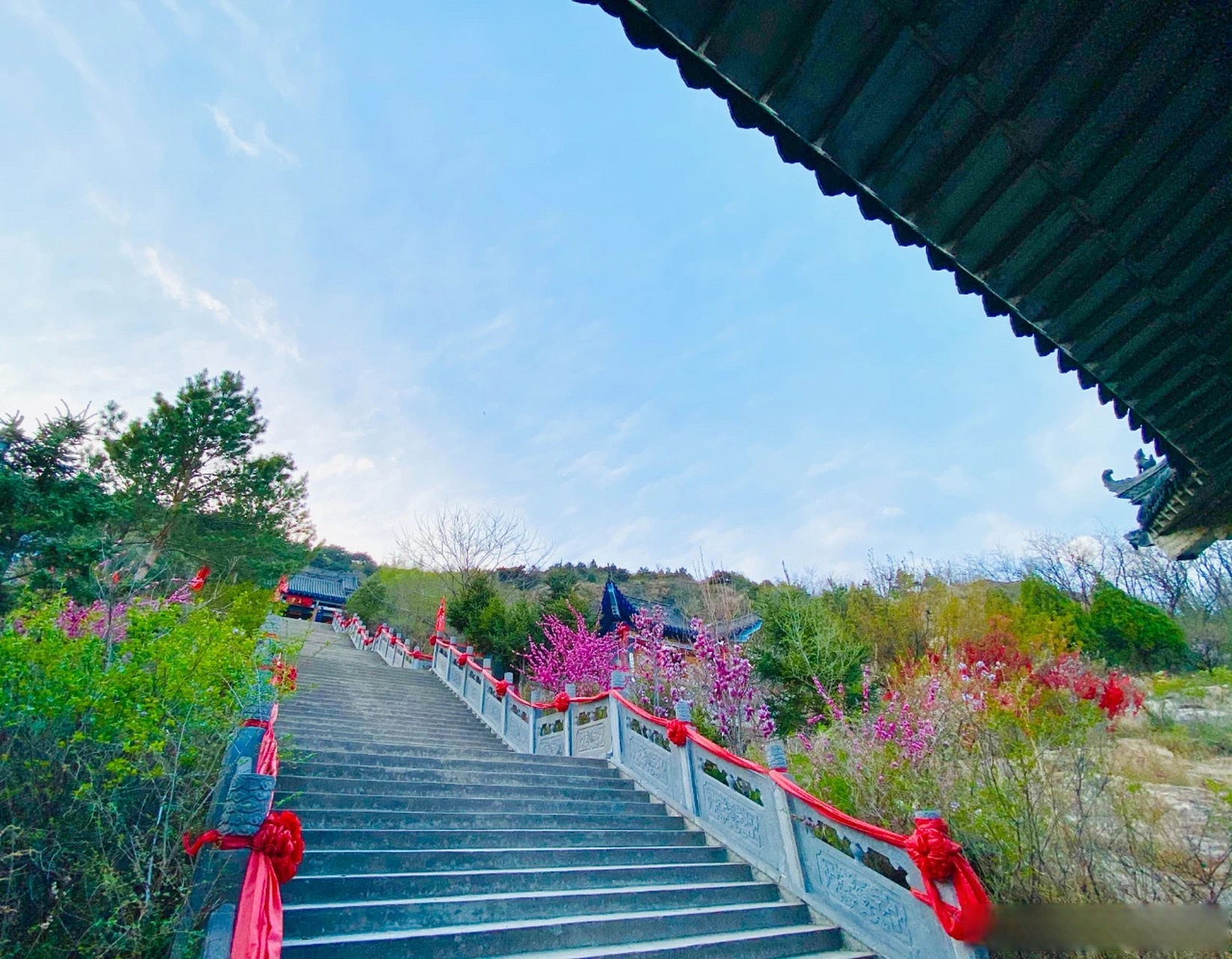 美好辽宁欢迎您##网红打卡地辽宁杠杠滴# 首山观音阁