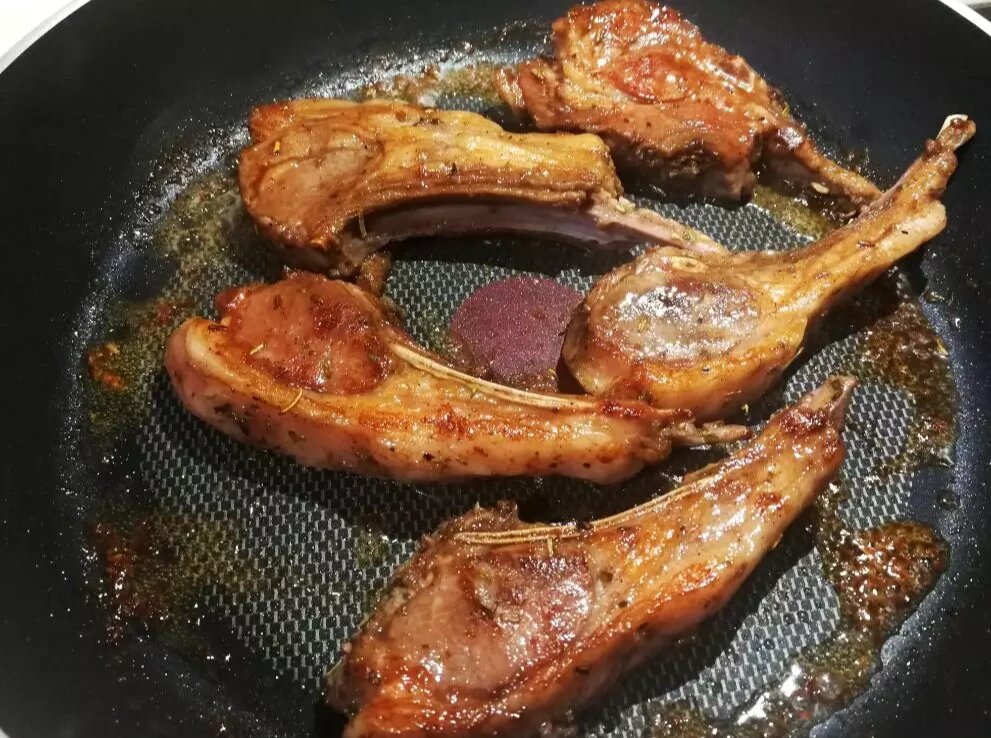 宅家必备美食之煎烤滩羊法式羊排