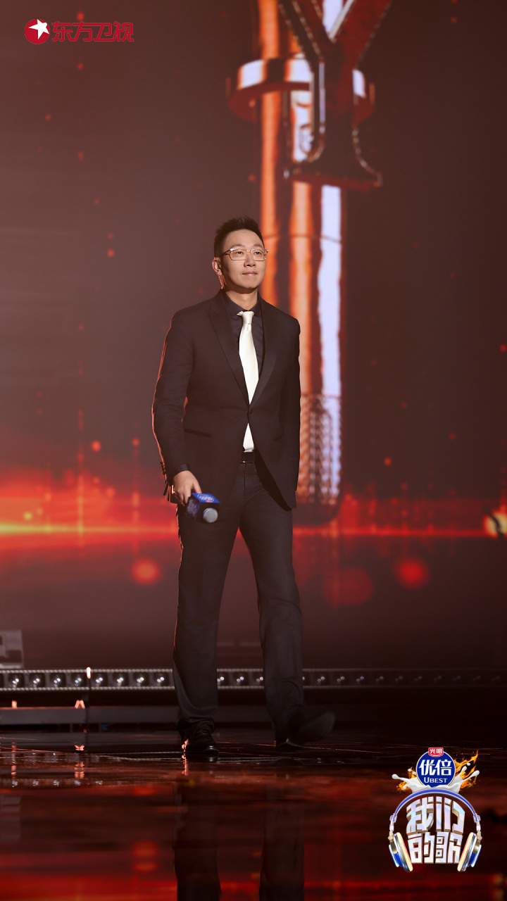 声声相伴为舞台注入灵魂,书写炙热篇章,今晚九点,与主持人林海把你写