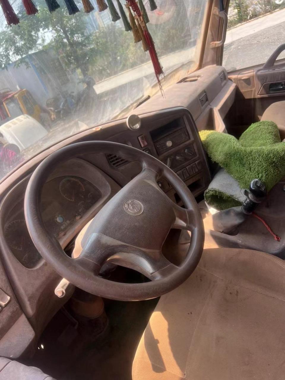 重汽王牌w5g自卸车驾驶室总成,成水漂亮,有需要的老板联系,价格优惠