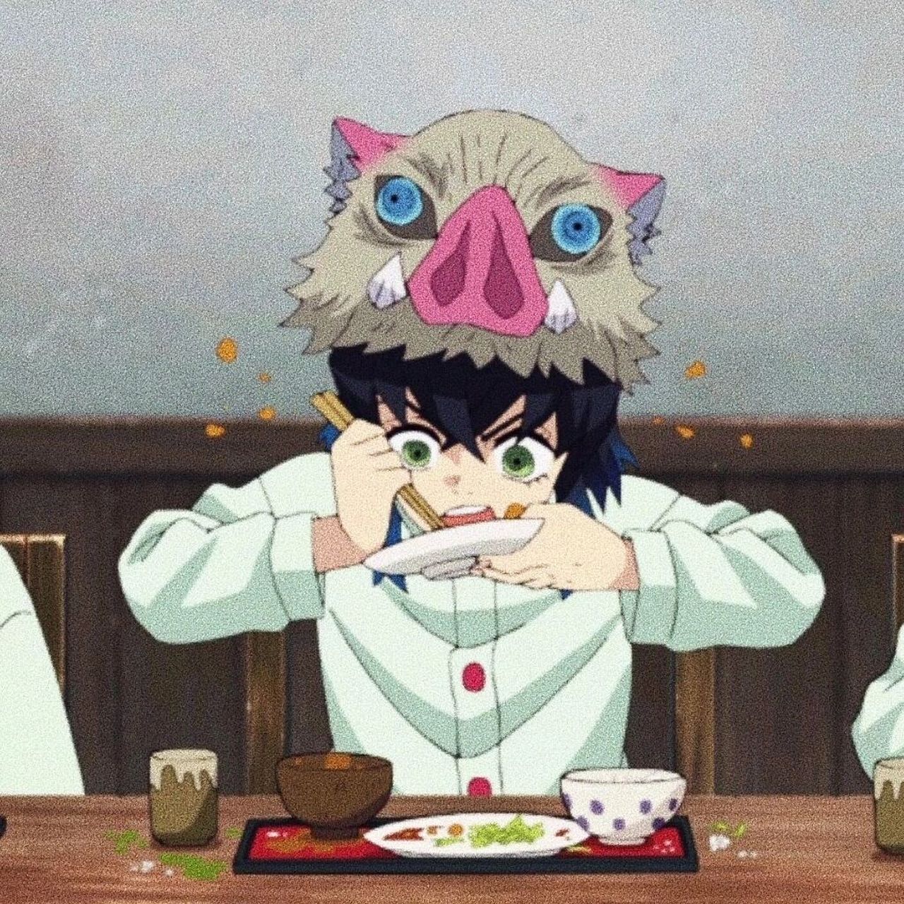 伊之助头像 可恶啊,掀起猪头吃饭的猪猪也那么可爱!