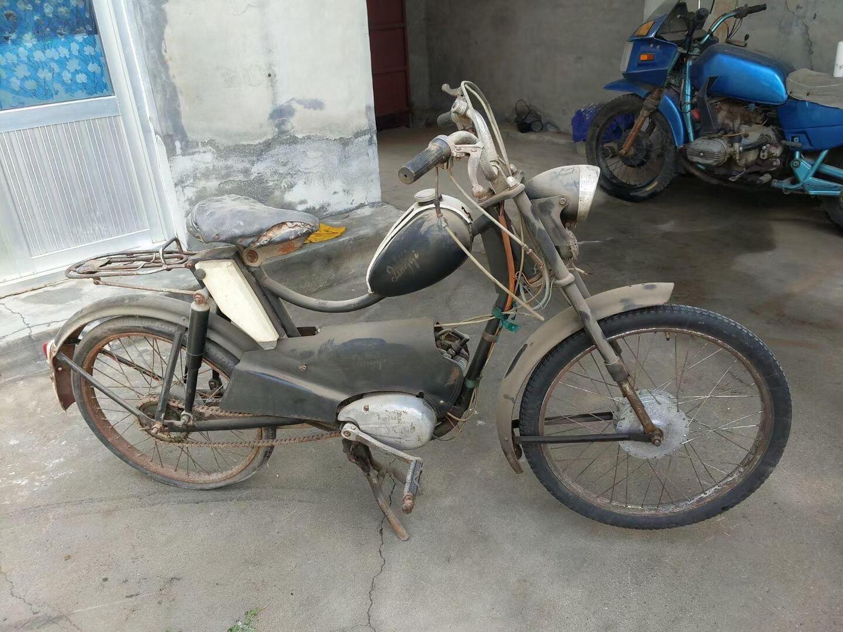 济南轻骑15a,生产于1983年也叫黑老鸹