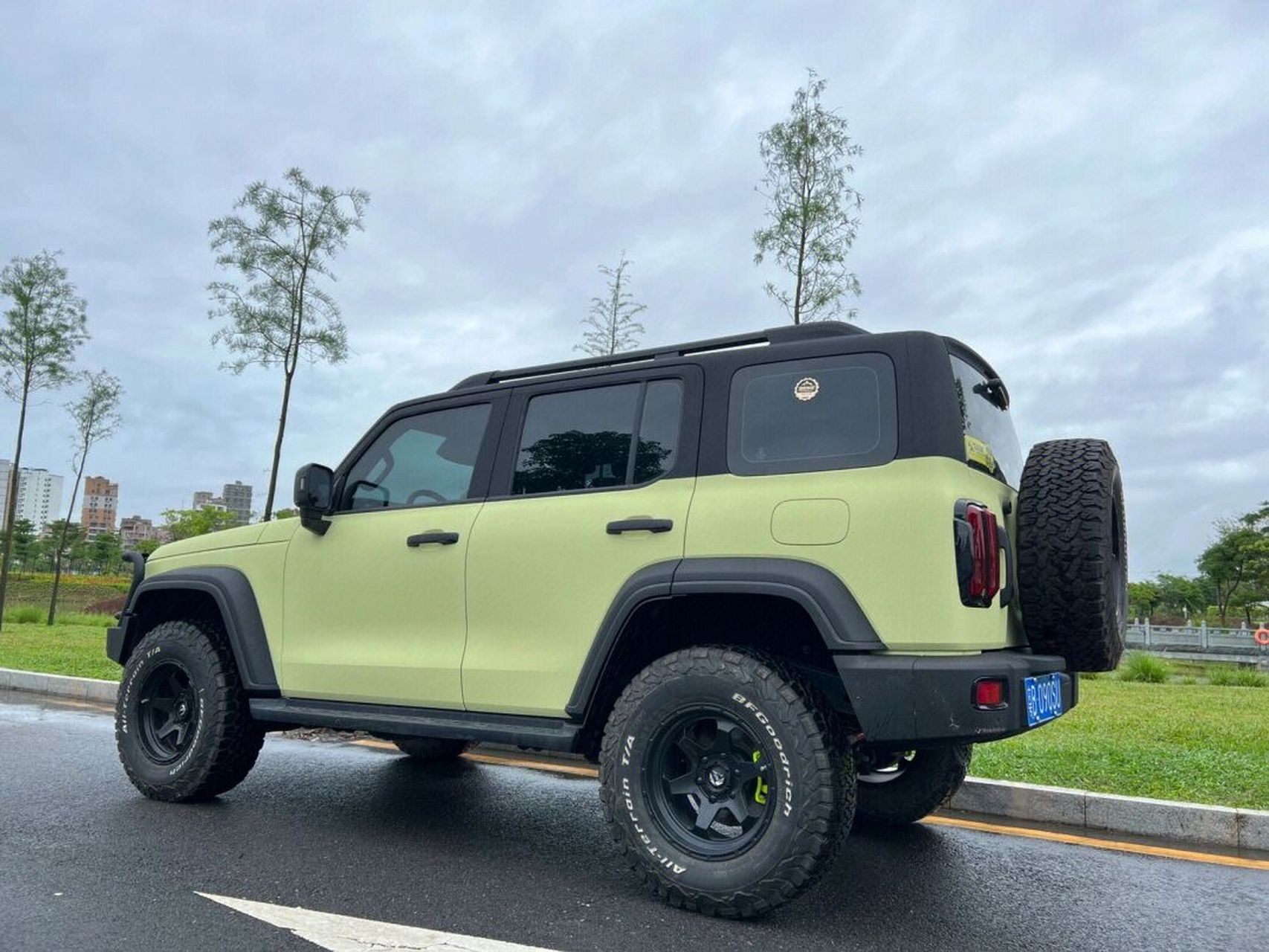 木瓜奶油绿  |  坦克300_悬浮黑顶双拼 心动一下心动一夏 心动一夏又