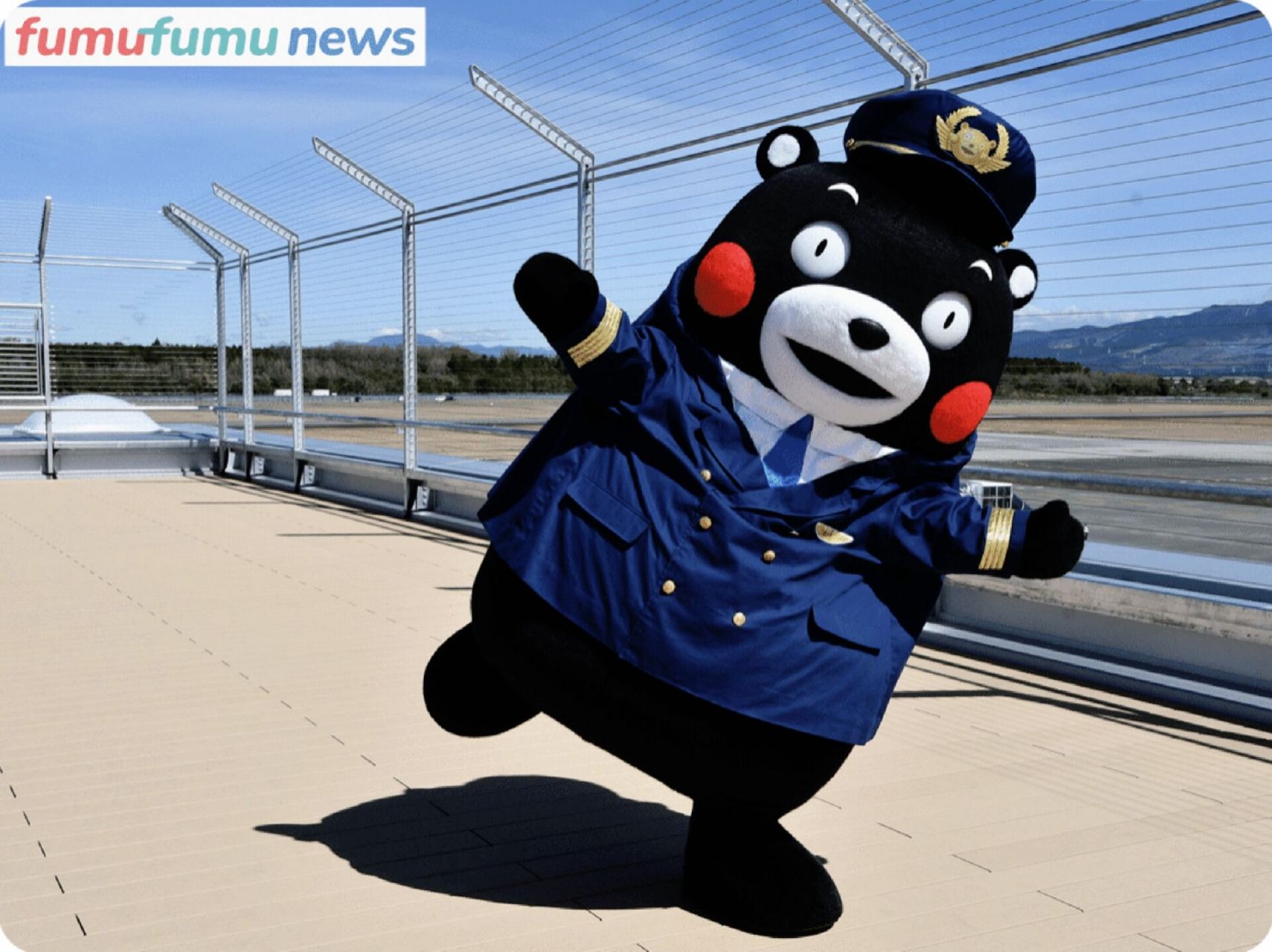 "一日机长"熊本熊带大家参观阿苏熊本机场 大家好,attention please哒