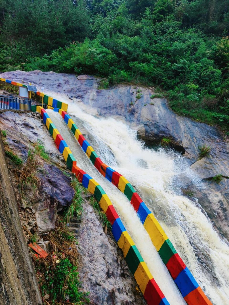 关于武汉周边人气最高的漂流||麻城天景山漂流||你一定要知道的知 !!
