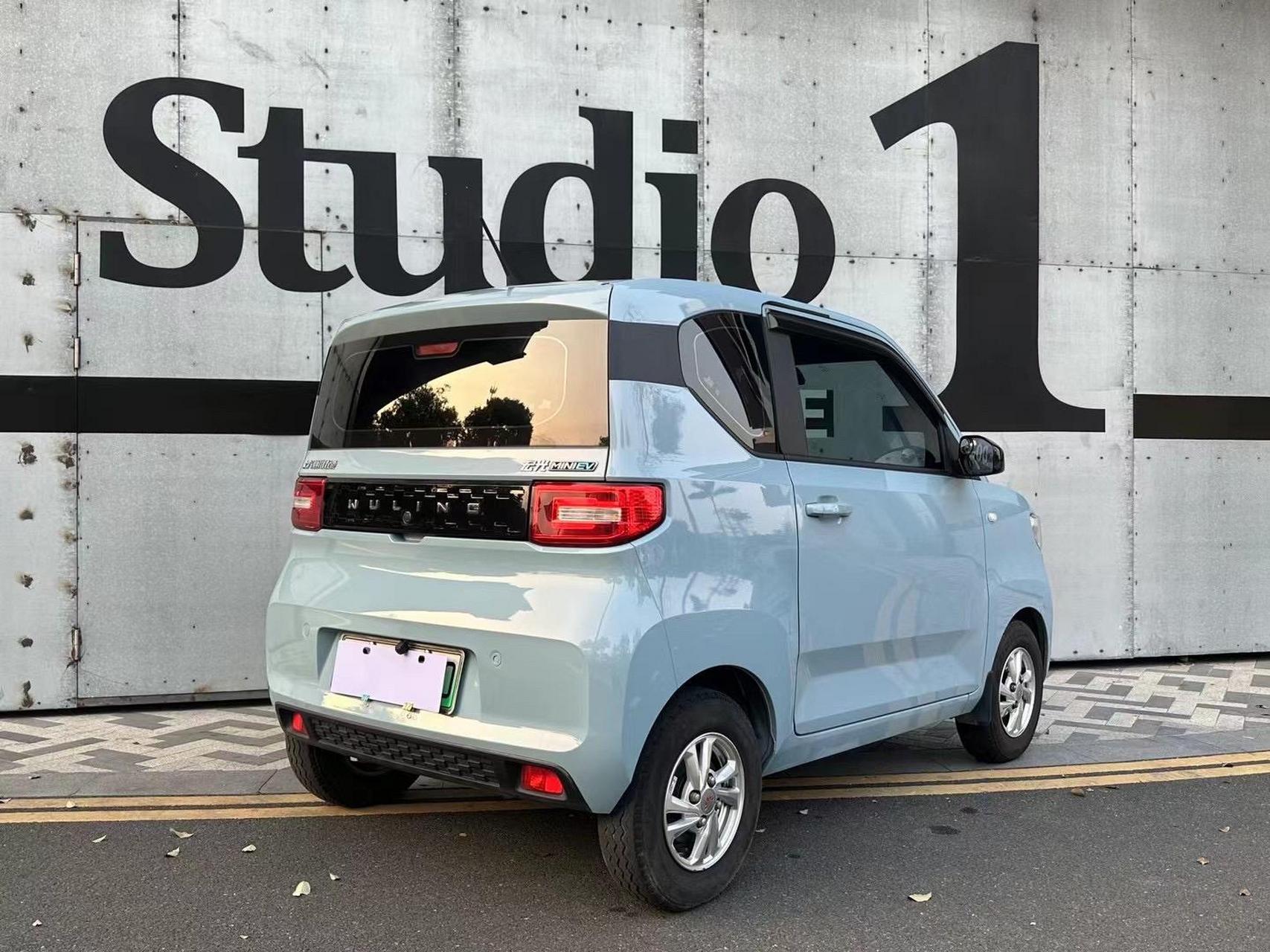 到20年五菱宏光miniev,170公里续航自动悦享版,一手车,原版原漆,原装