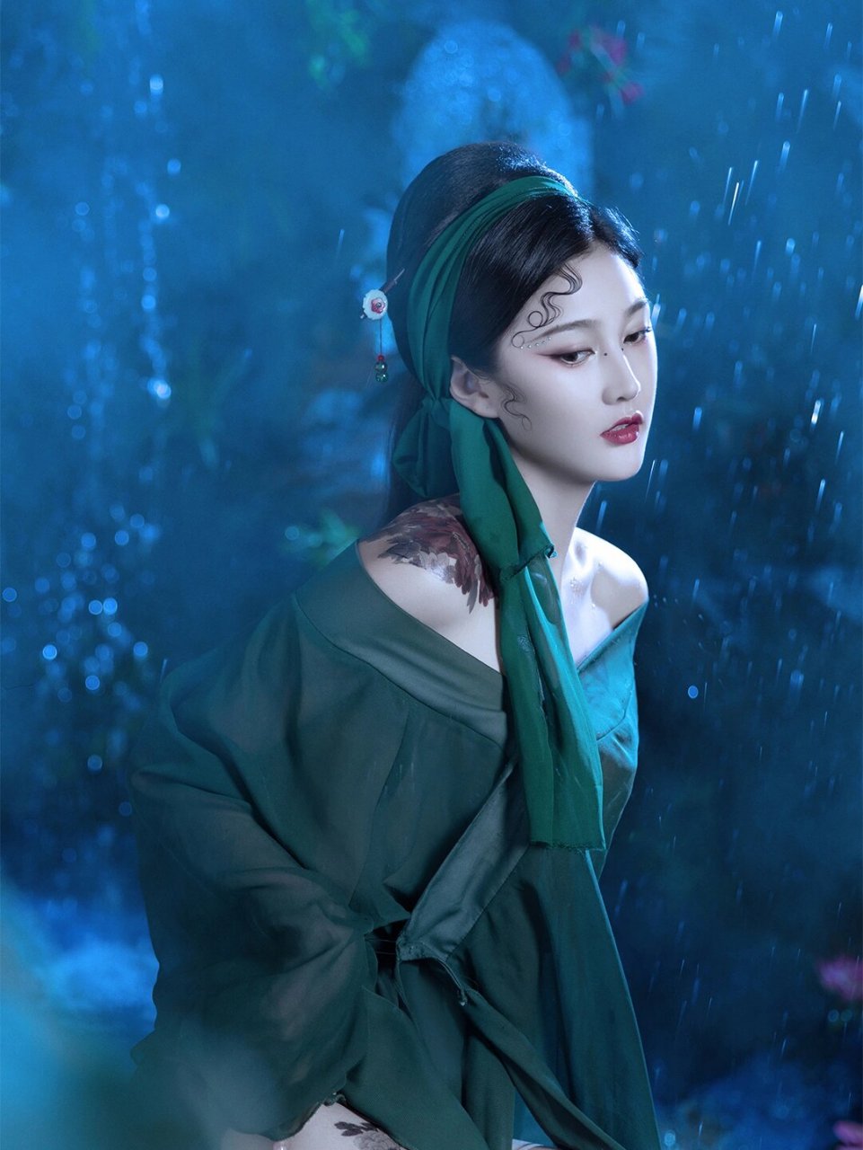 青蛇古风写真73做人哪有做妖有趣!