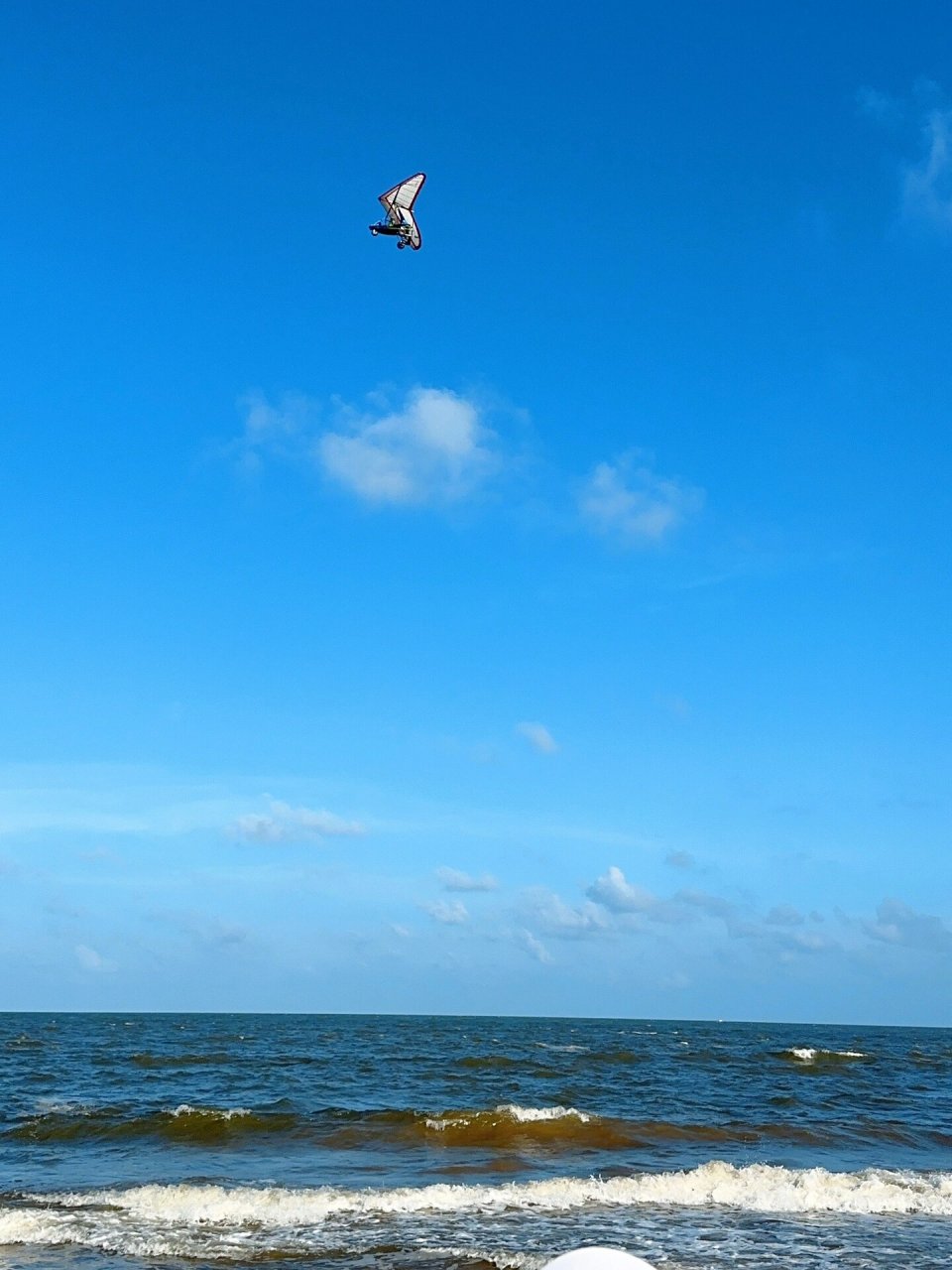 博鳌玉带滩人少景色美  作为第一批杀到海南的先锋小分队,昨天从文昌