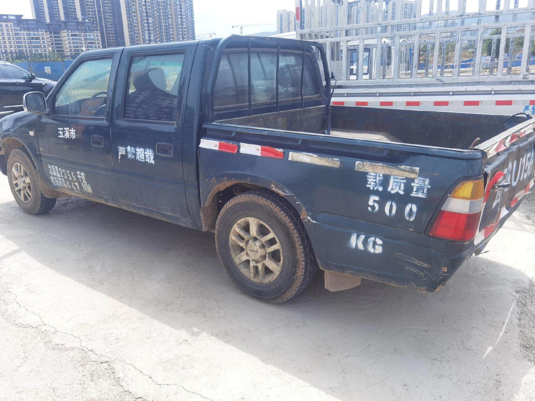 13年上牌五十铃皮卡车,两驱柴油2.