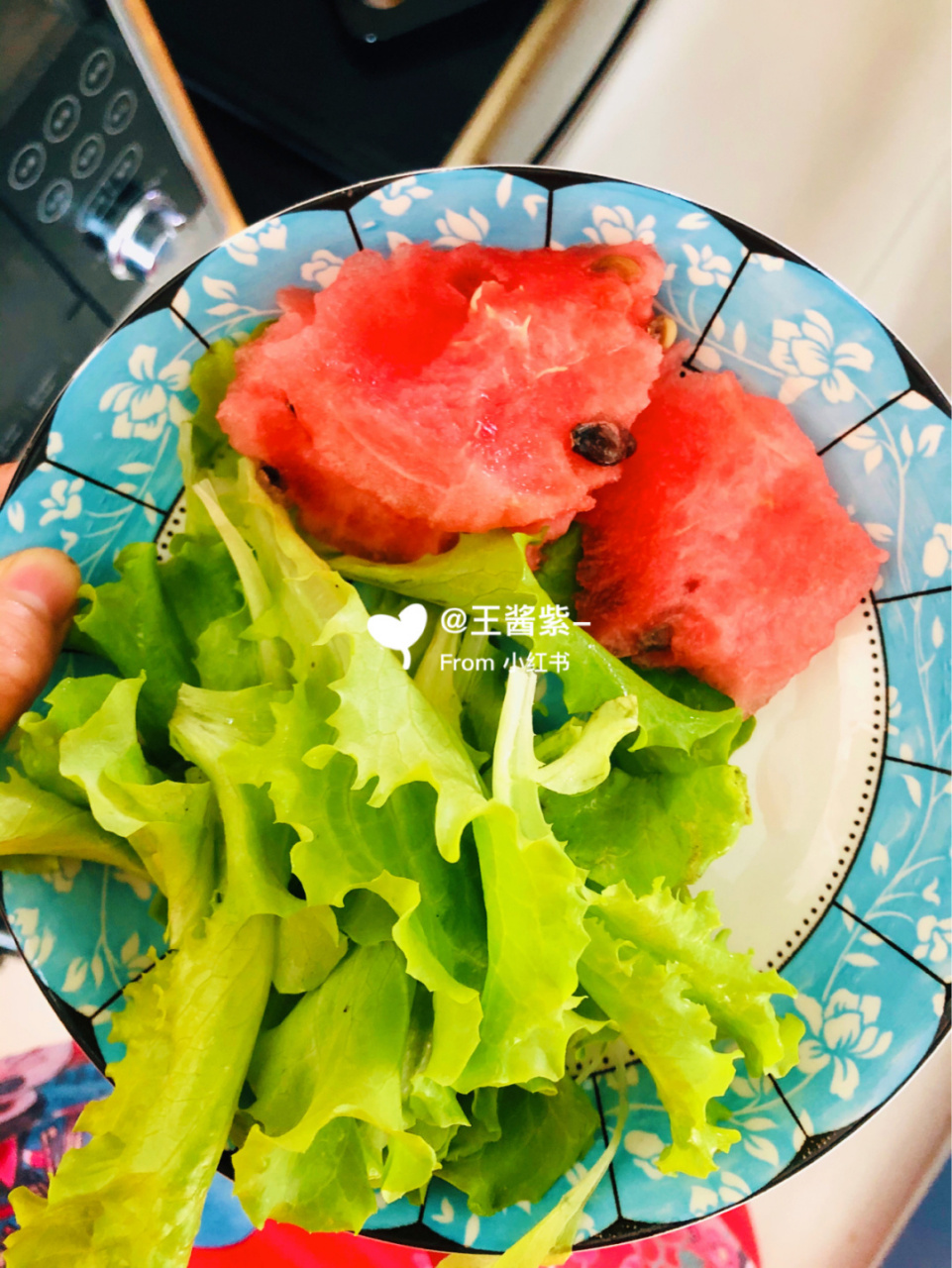 一杯神奇的水:夏季特飲 西瓜生菜02 200ml水 {夏季特飲}今天這杯蔬