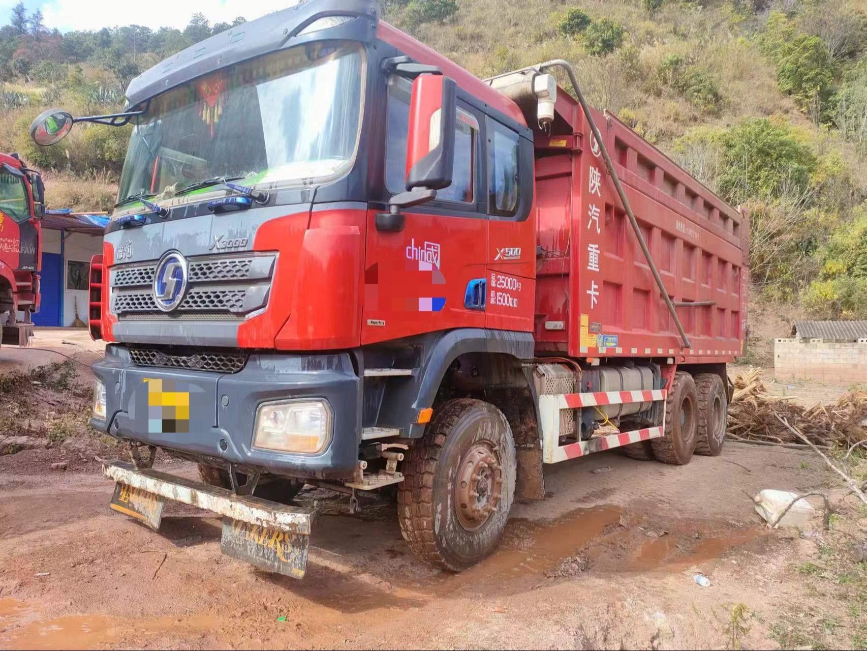 21年4月上户,陕汽德龙x3000潍柴500马力,12档,6.2米货箱,国五排放,1.