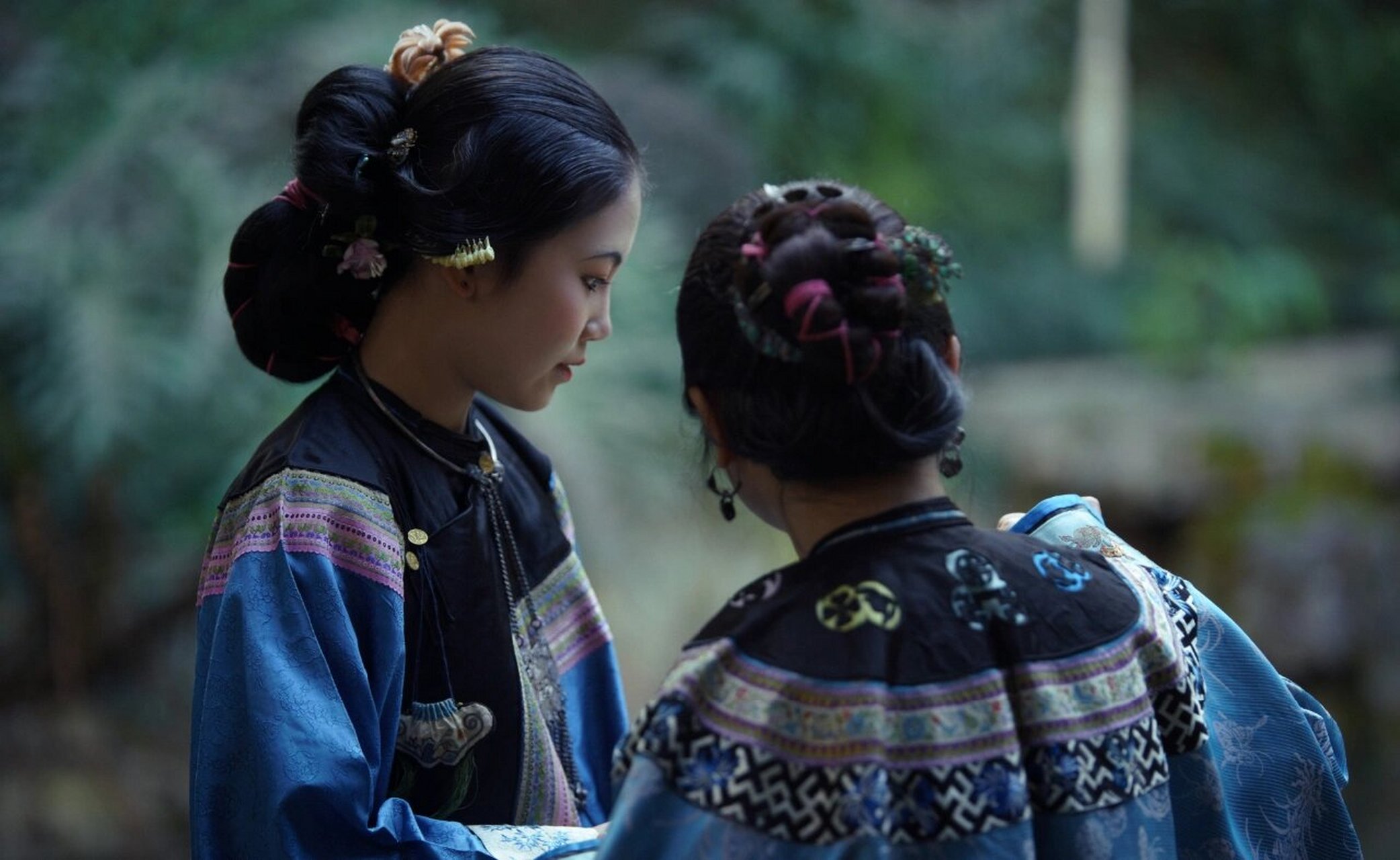 清 咸丰汉族女性造型|一位母亲与她的女儿 辛丑年初春 妆造|本人 摄影