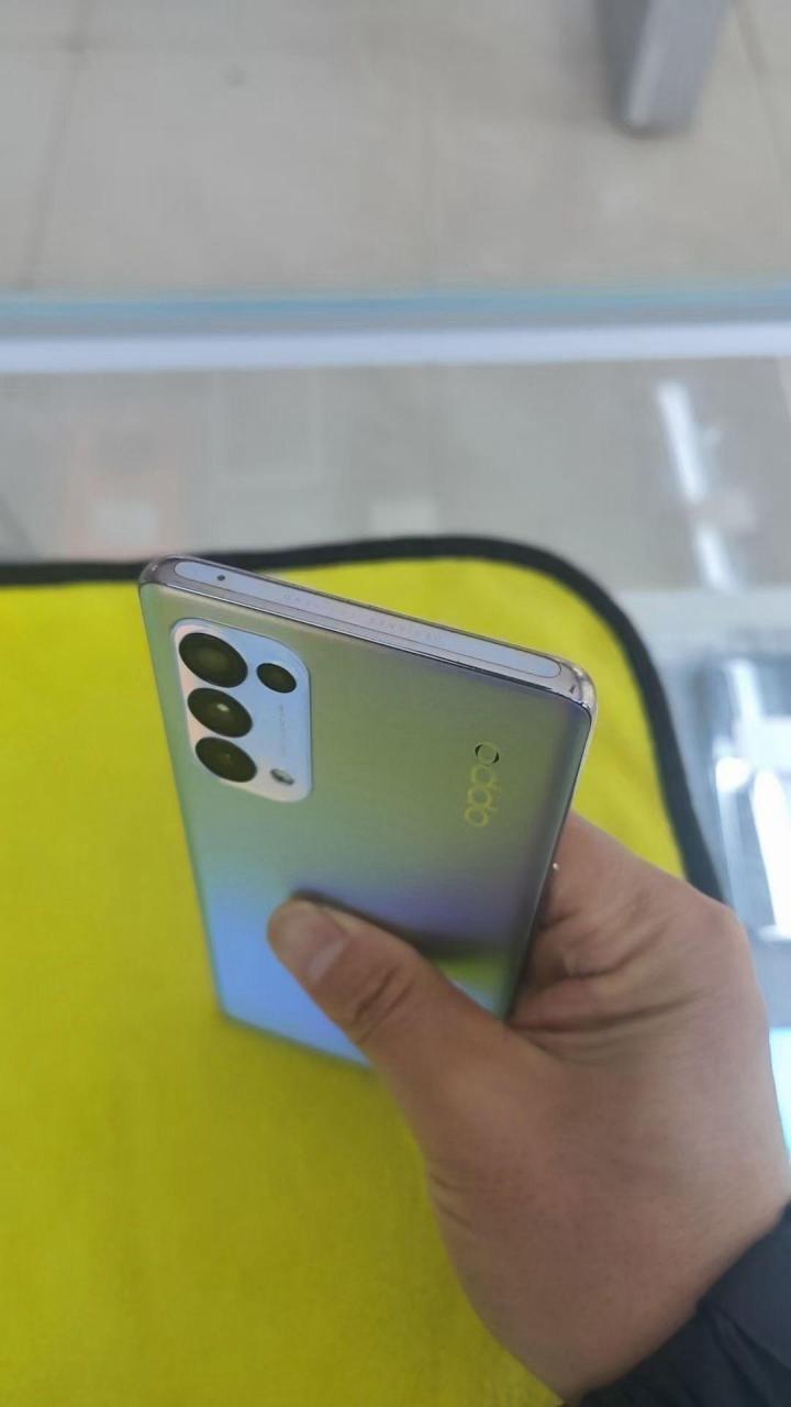 oppo什么手机性价比高(oppo什么手机支持无线充电)