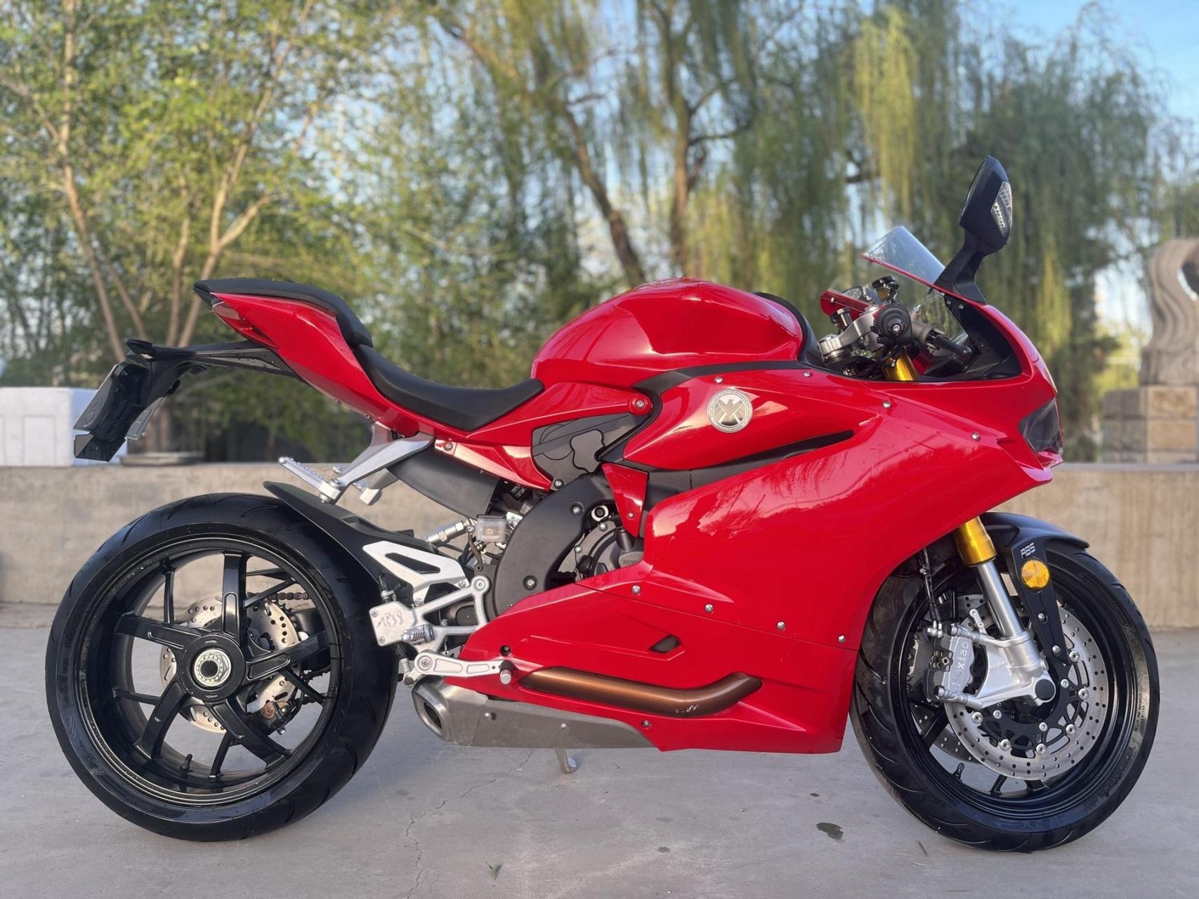 【车辆型号】:摩枭500rr 【车辆价格】:   19800