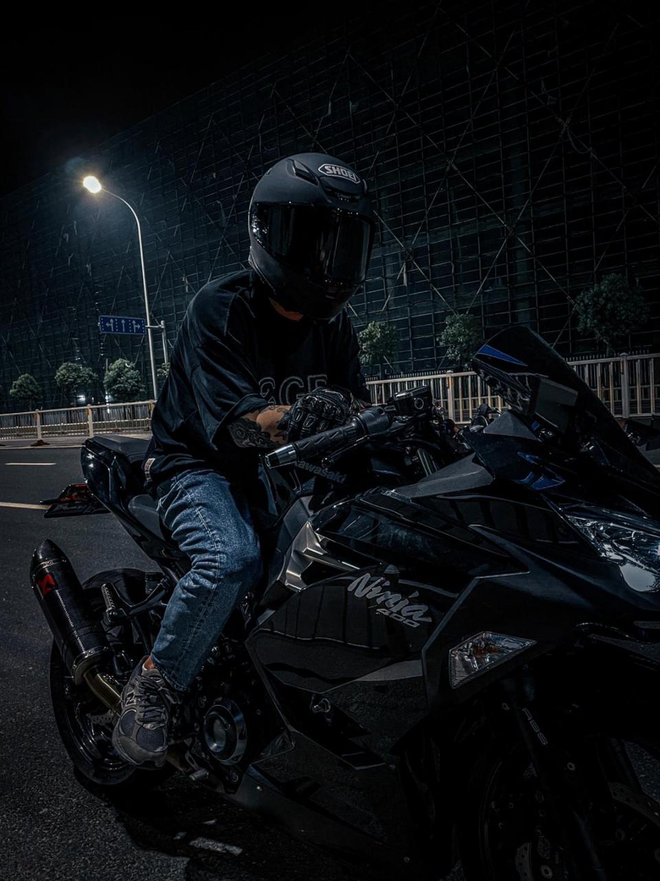 川崎ninja400黑武士小改 川崎 纹身