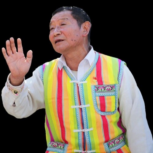 1954年出生云南贡山独龙族怒族自治县人.
