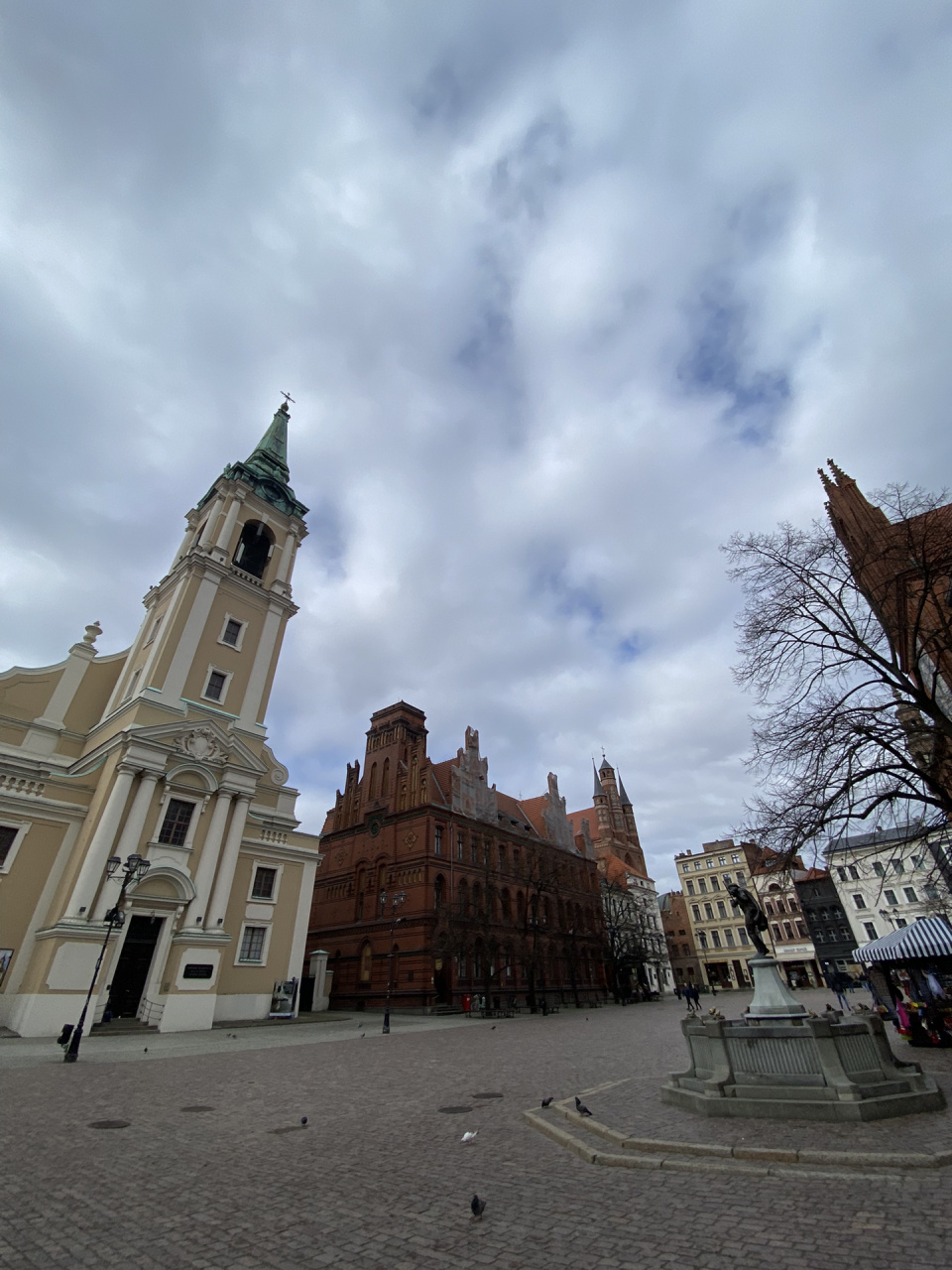 哥白尼故里——托伦 托伦位于波兰西北部维斯瓦河的北岸,是波兰最古老