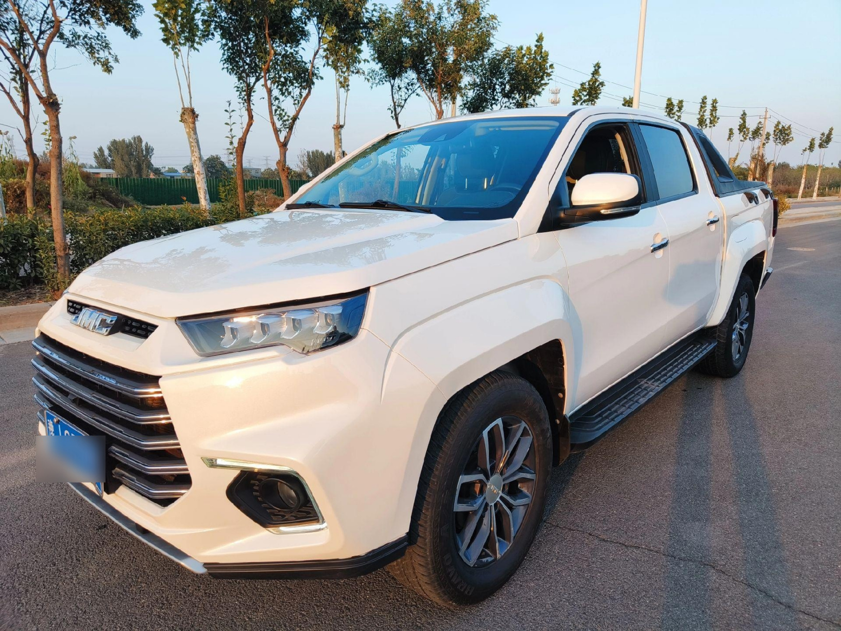 2020款江铃域虎9,自动档柴油四驱国六,新车落地19万多点!