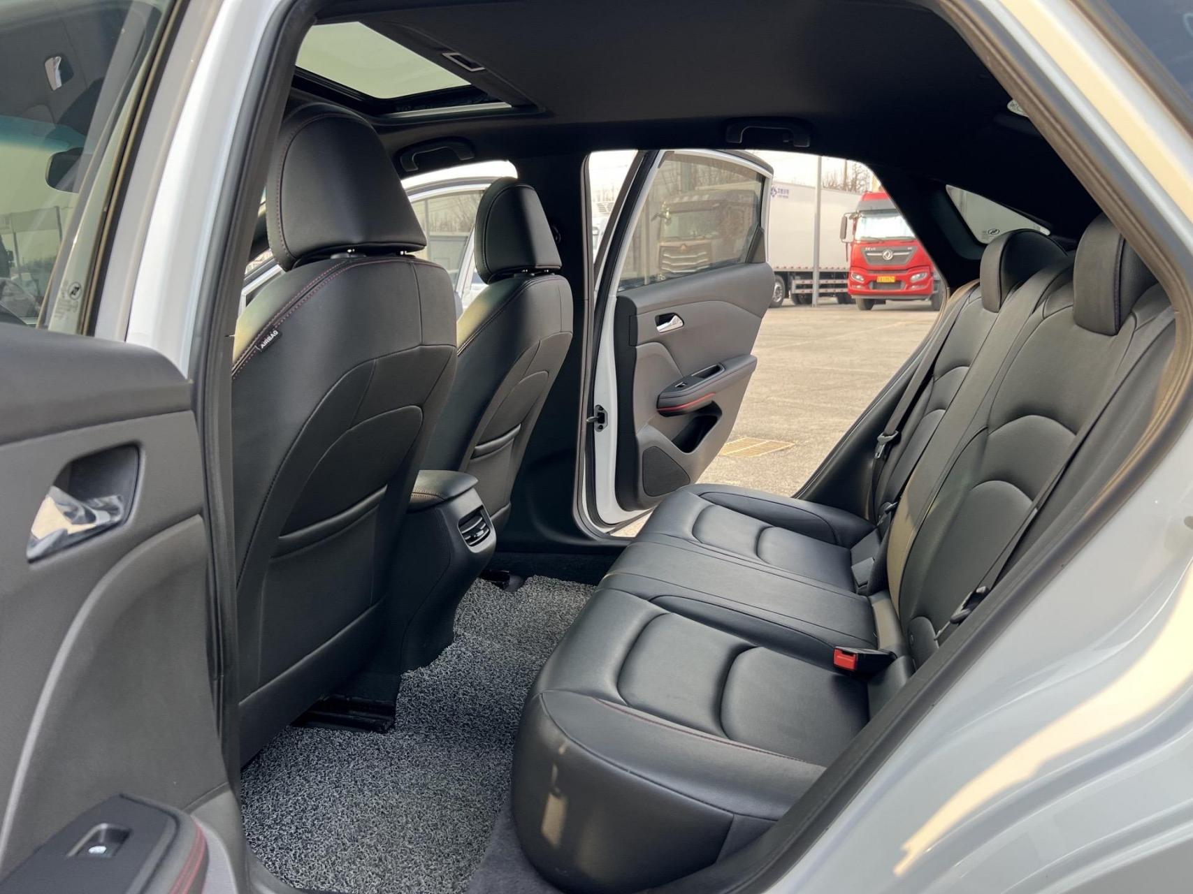 2020款雪佛兰科鲁泽 轻混rs 330t 自动痛快版 2020年8月上牌 安全行驶