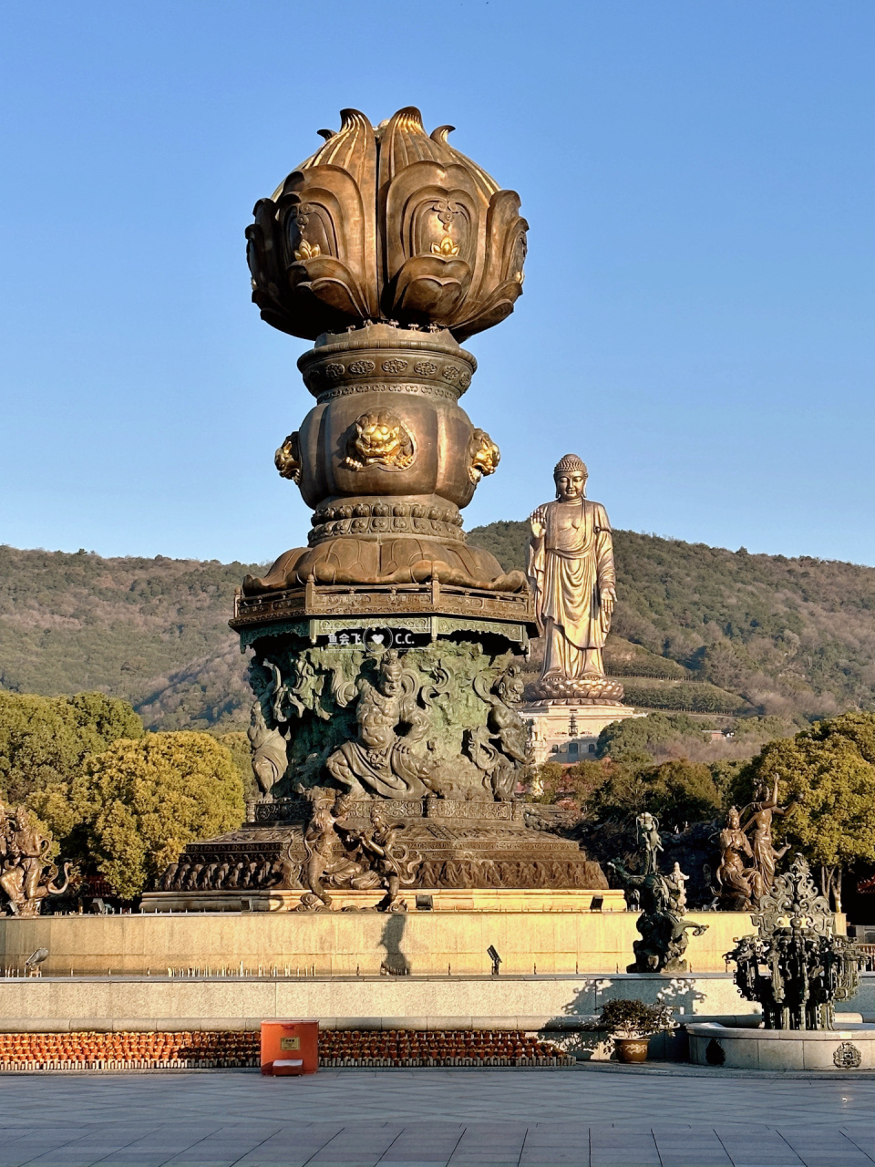 灵山大佛,庄严神圣,让人挪不开眼 灵山胜境,是无锡马山一个国家5a级