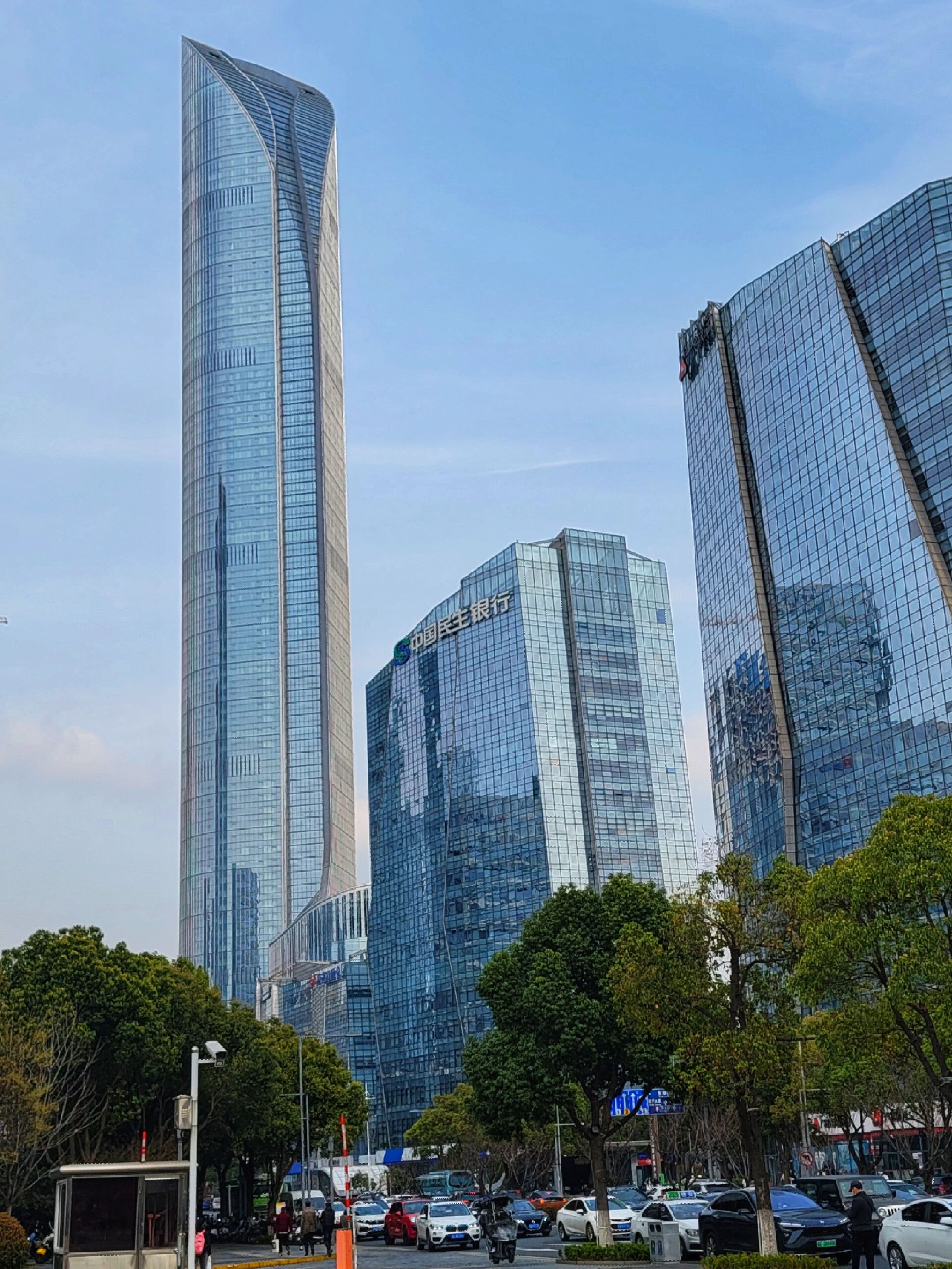 苏州最高楼ifs 苏州国际金融中心ifs,高达450米,湛蓝天空下阳光洒落