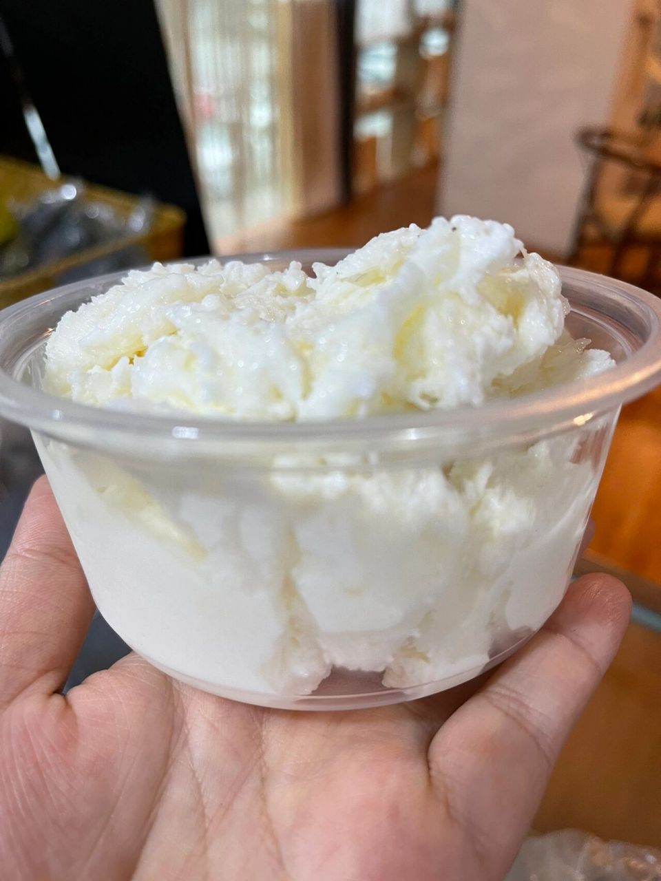 雪花酪配方 昨天做了几款雪花酪,今天试吃了,两款口感不错,说好的分享