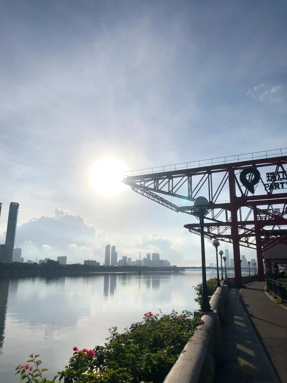 上海国际能源交易中心:集运指数(欧线)期货合约上市挂牌基准价为780点