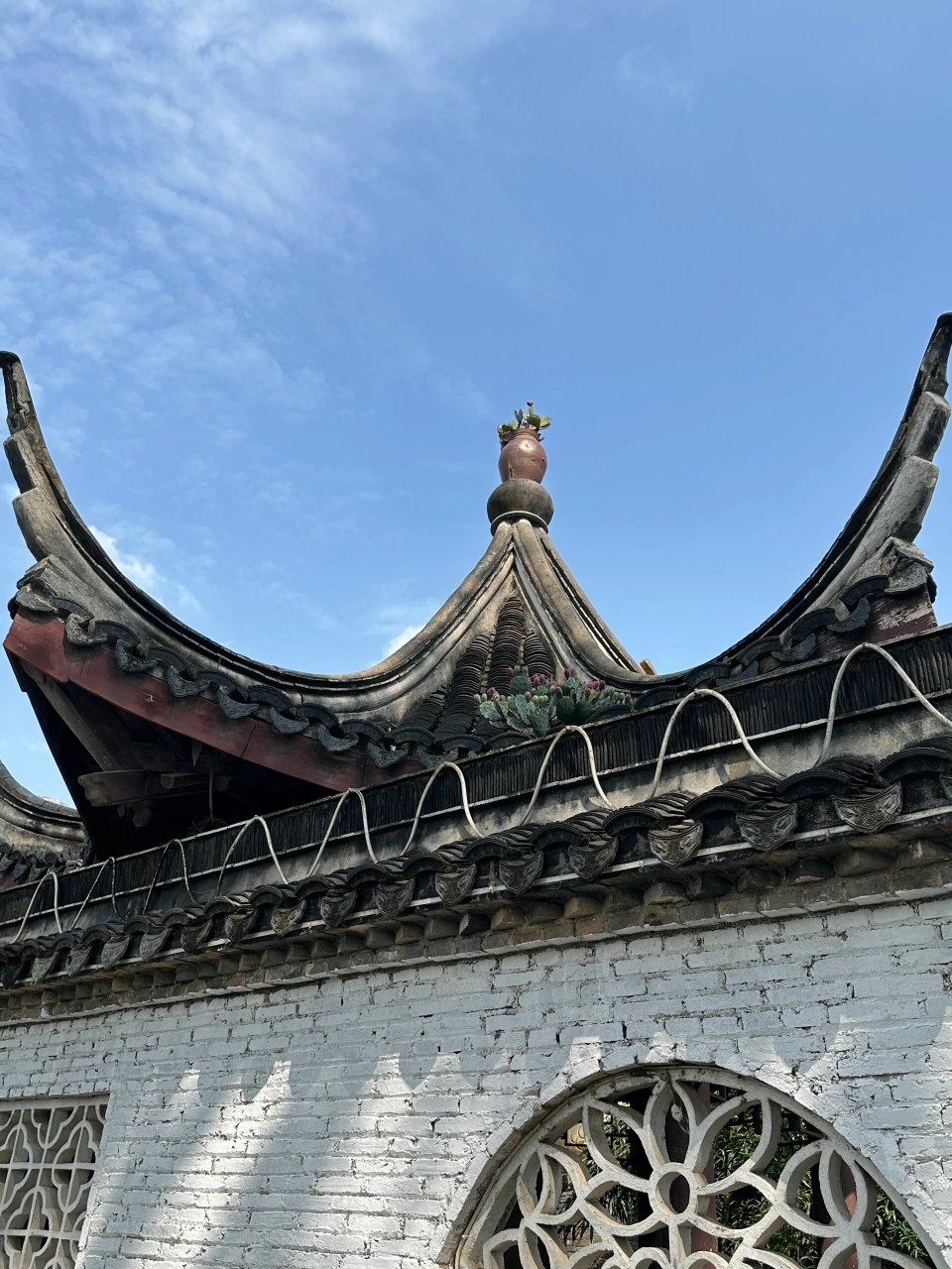 常州小众景点白龙观初体验 早上七点多到金手指吃一碗红汤面,味道不错