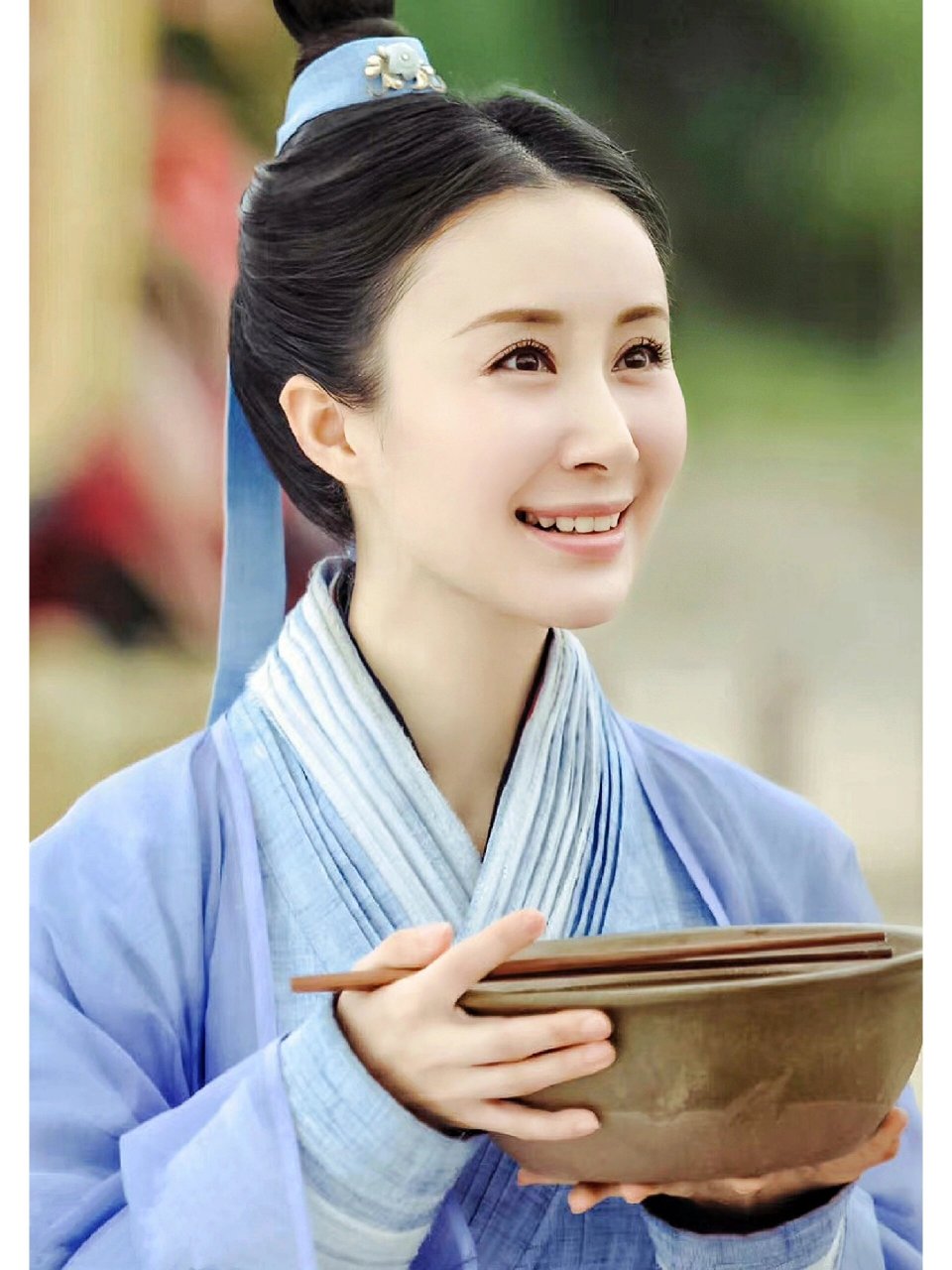 大唐荣耀|慕容林致 舒畅在电视剧《大唐荣耀》中饰演慕容林致