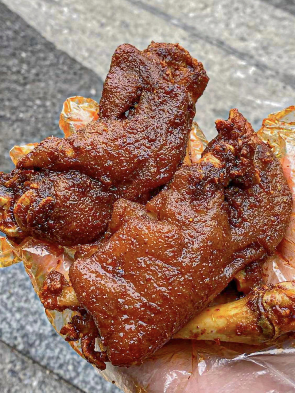 长沙的家人快冲南门口这家炸卤猪蹄!