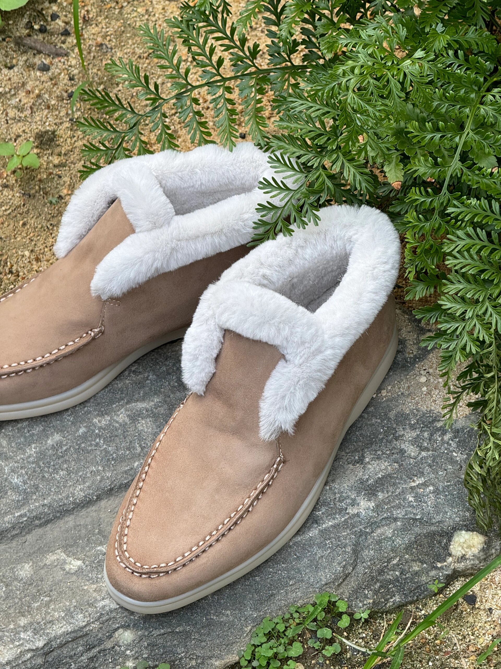 獭兔毛高帮白底鞋 好穿在冬季 沙石色雪地靴 区别于那种厚底的雪地靴