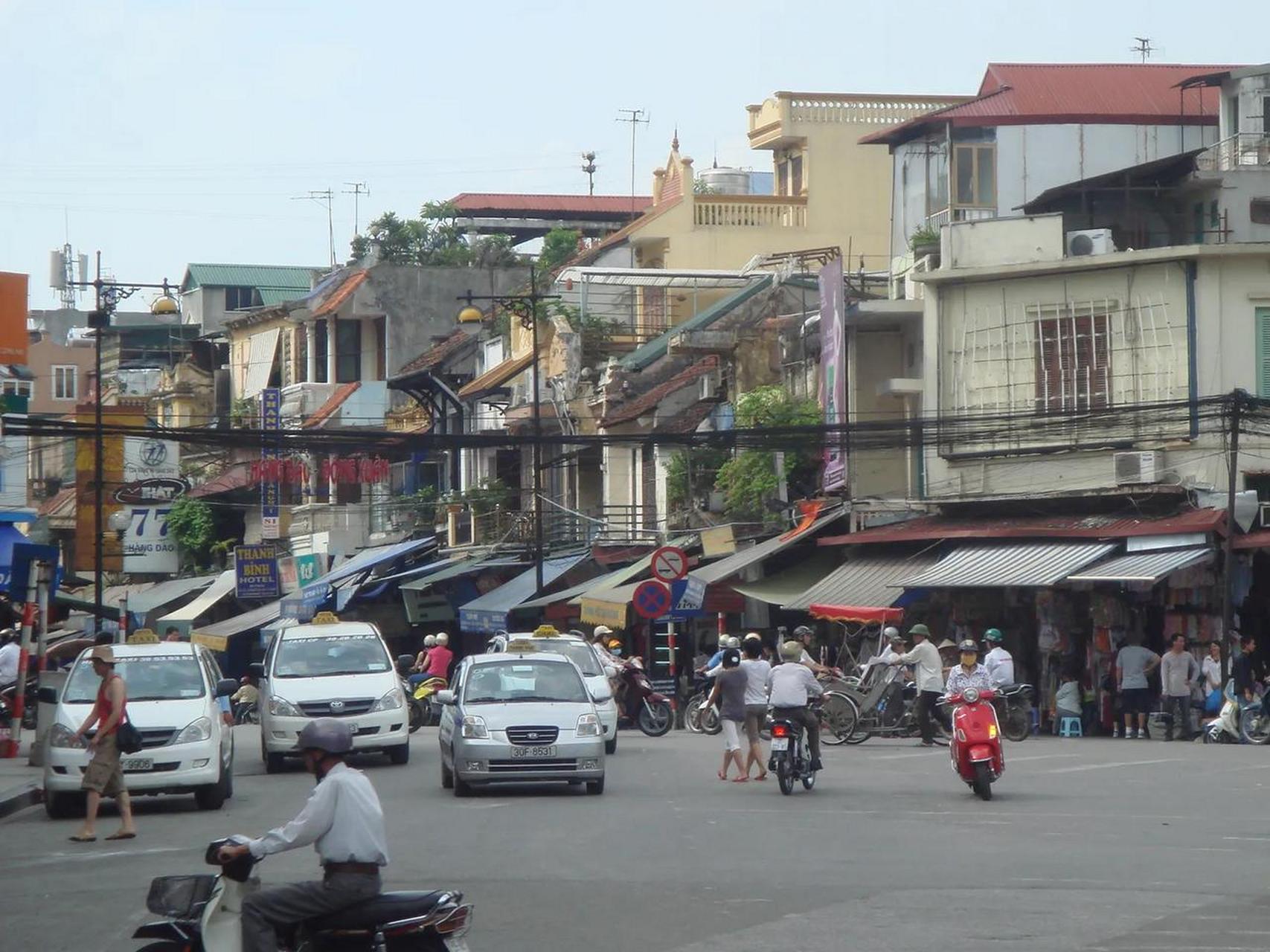 当年"芦丁牙膏"用完了,牙膏皮都会小心翼翼的收藏着,和废电池一样